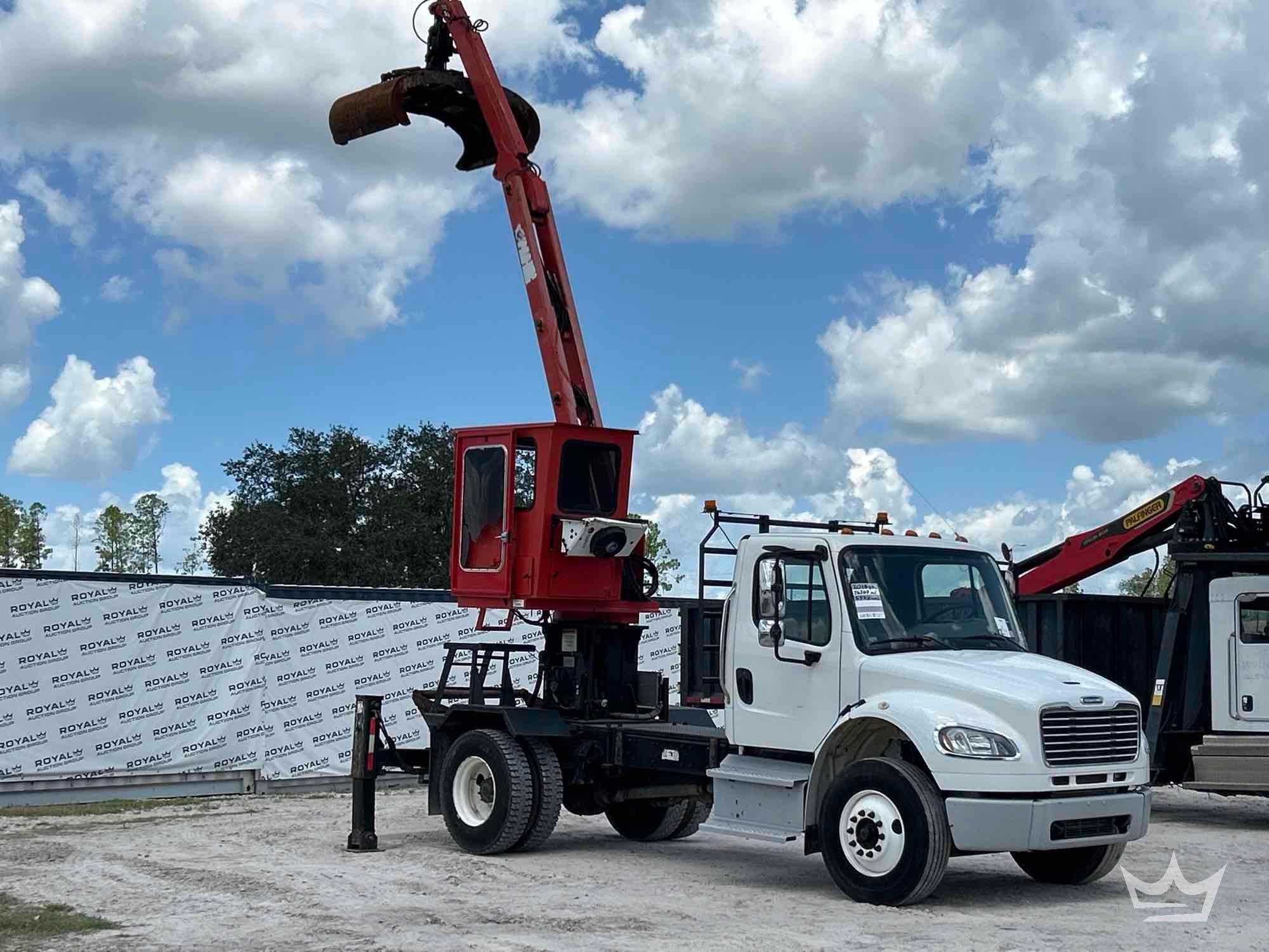 2018 Freightliner M2 106