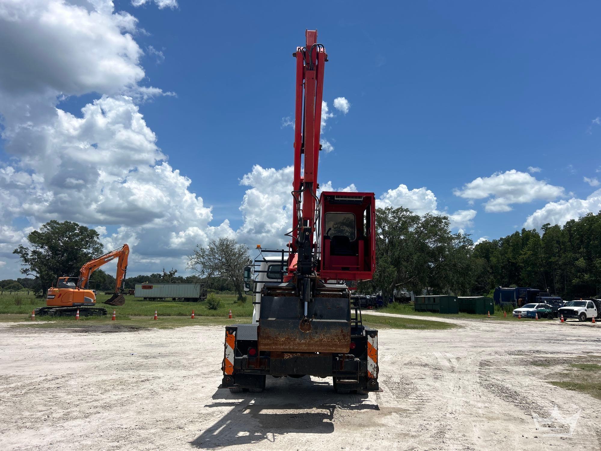 2018 Freightliner M2 106