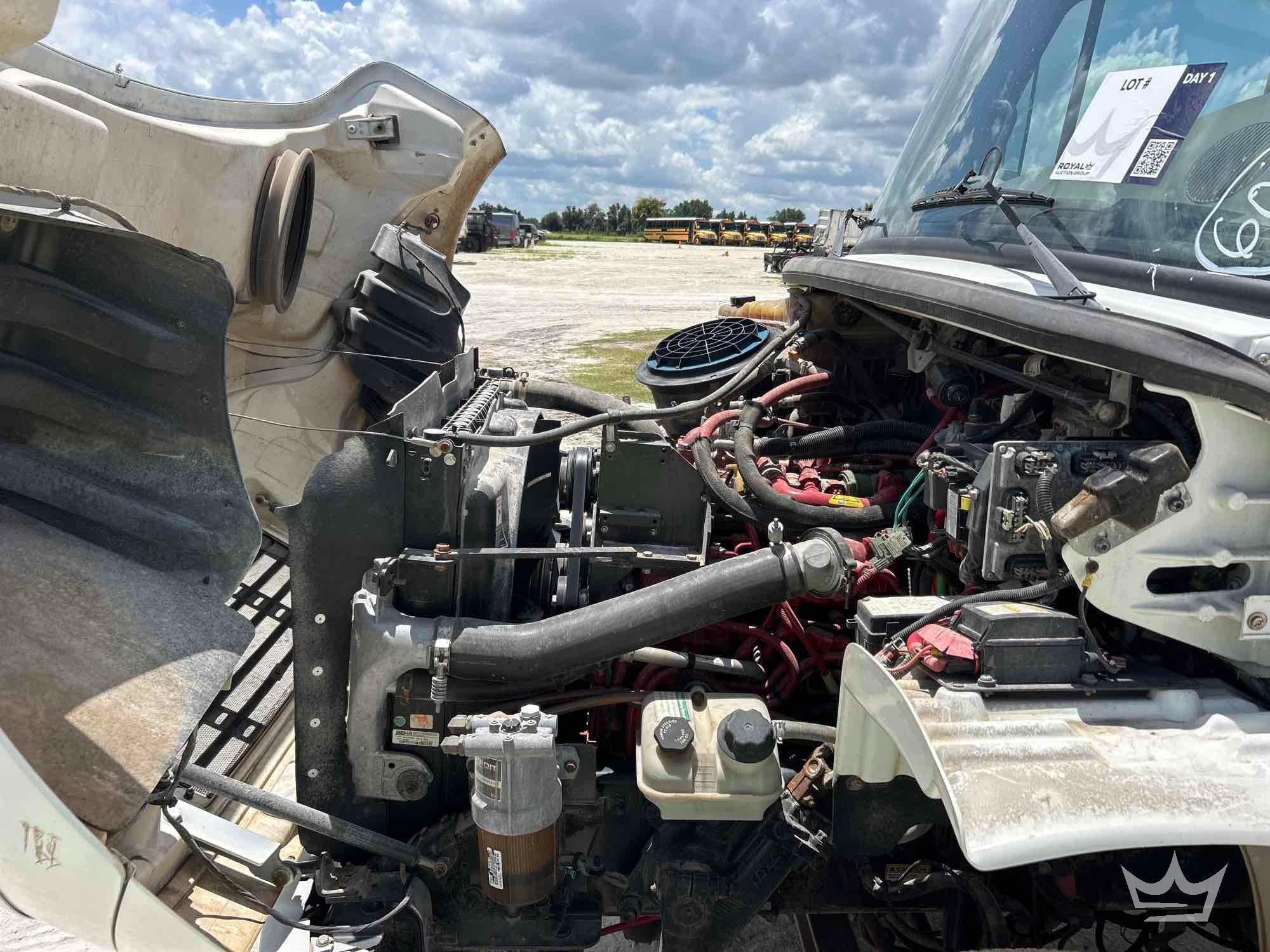 2018 Freightliner M2 106