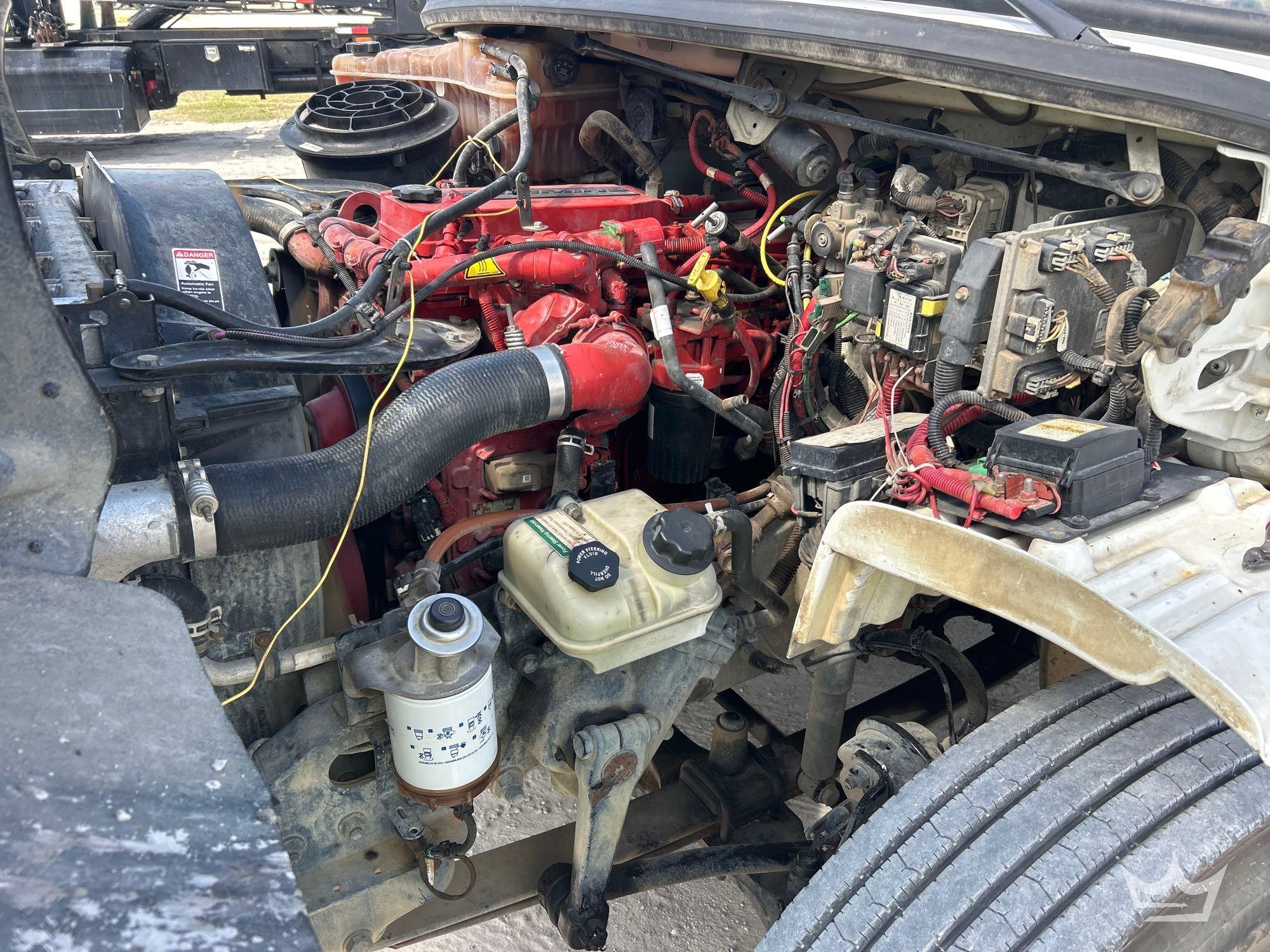 2017 Freightliner M2 106