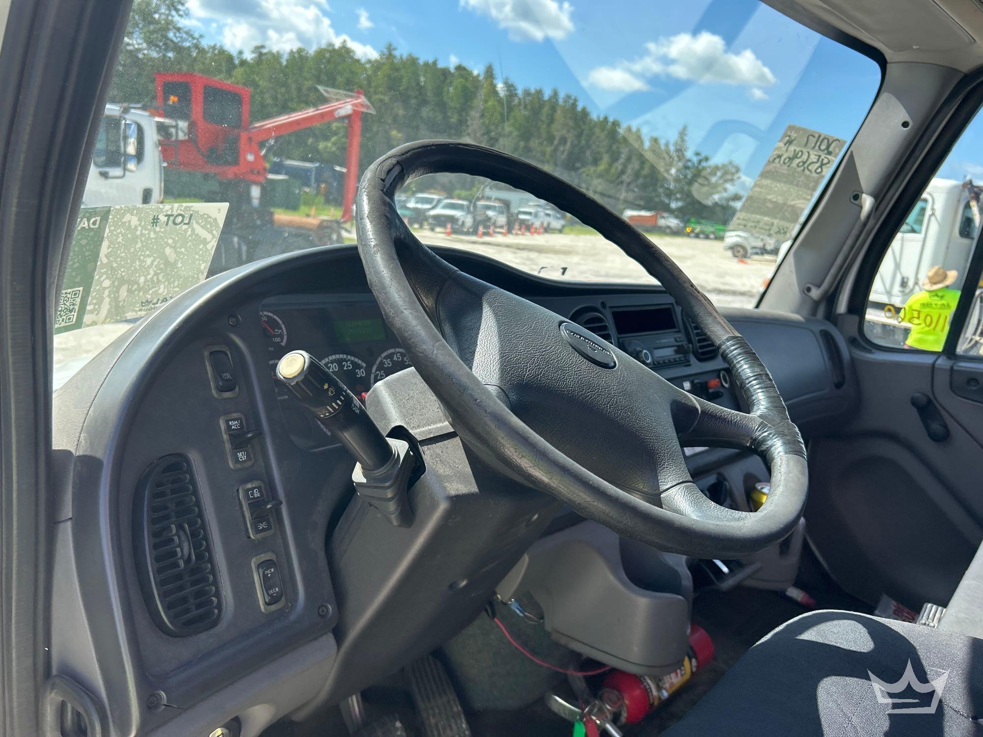 2017 Freightliner M2 106