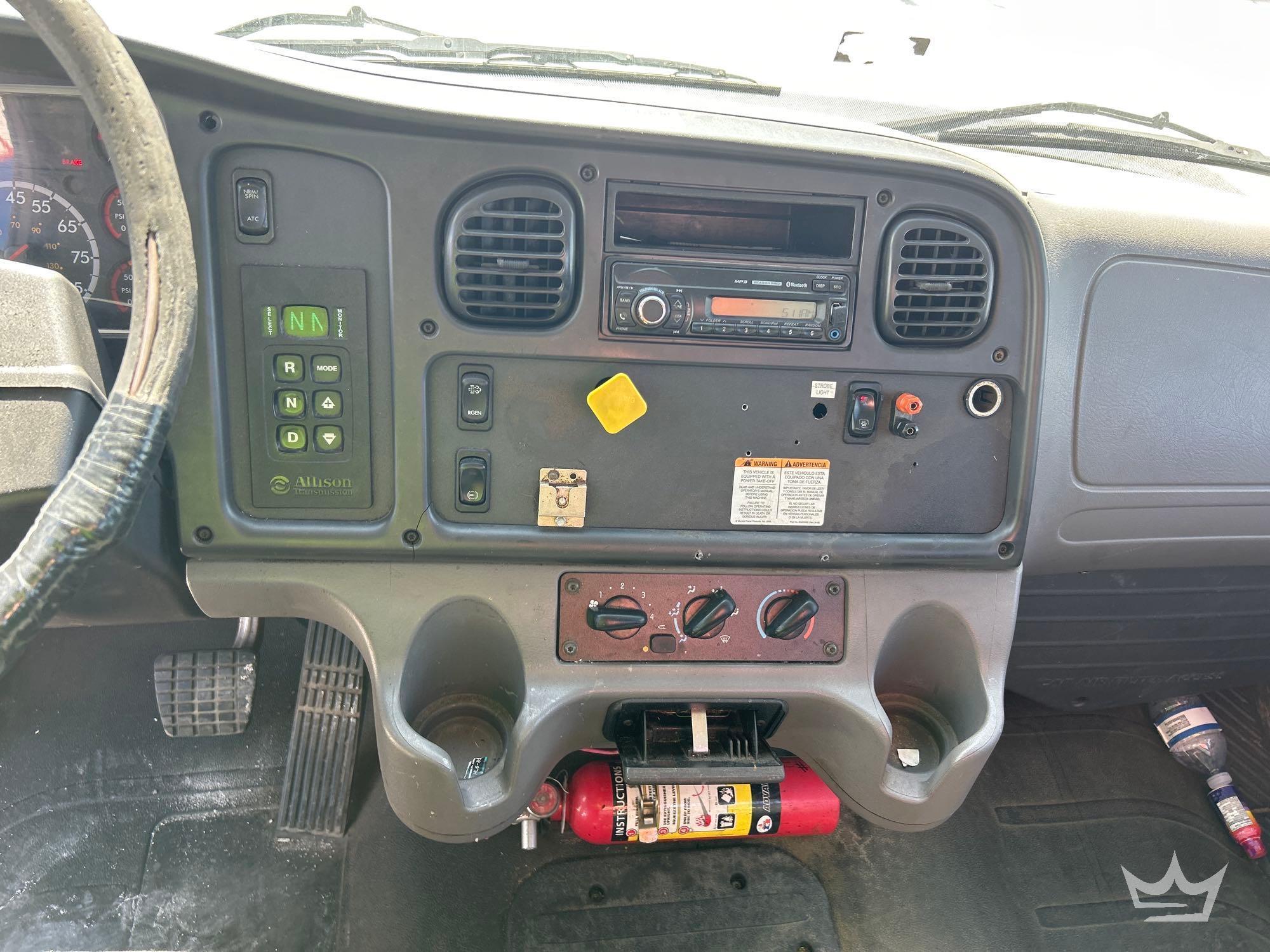 2017 Freightliner M2 106