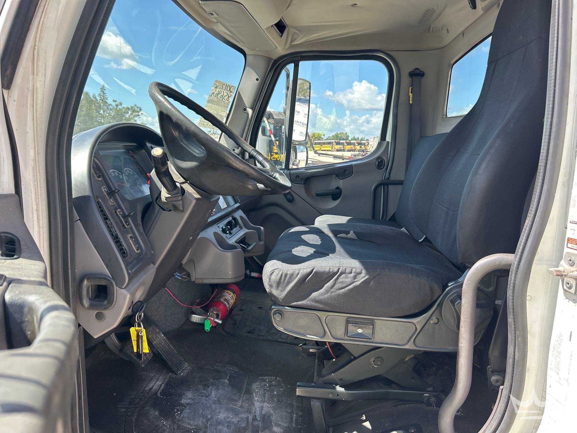 2017 Freightliner M2 106