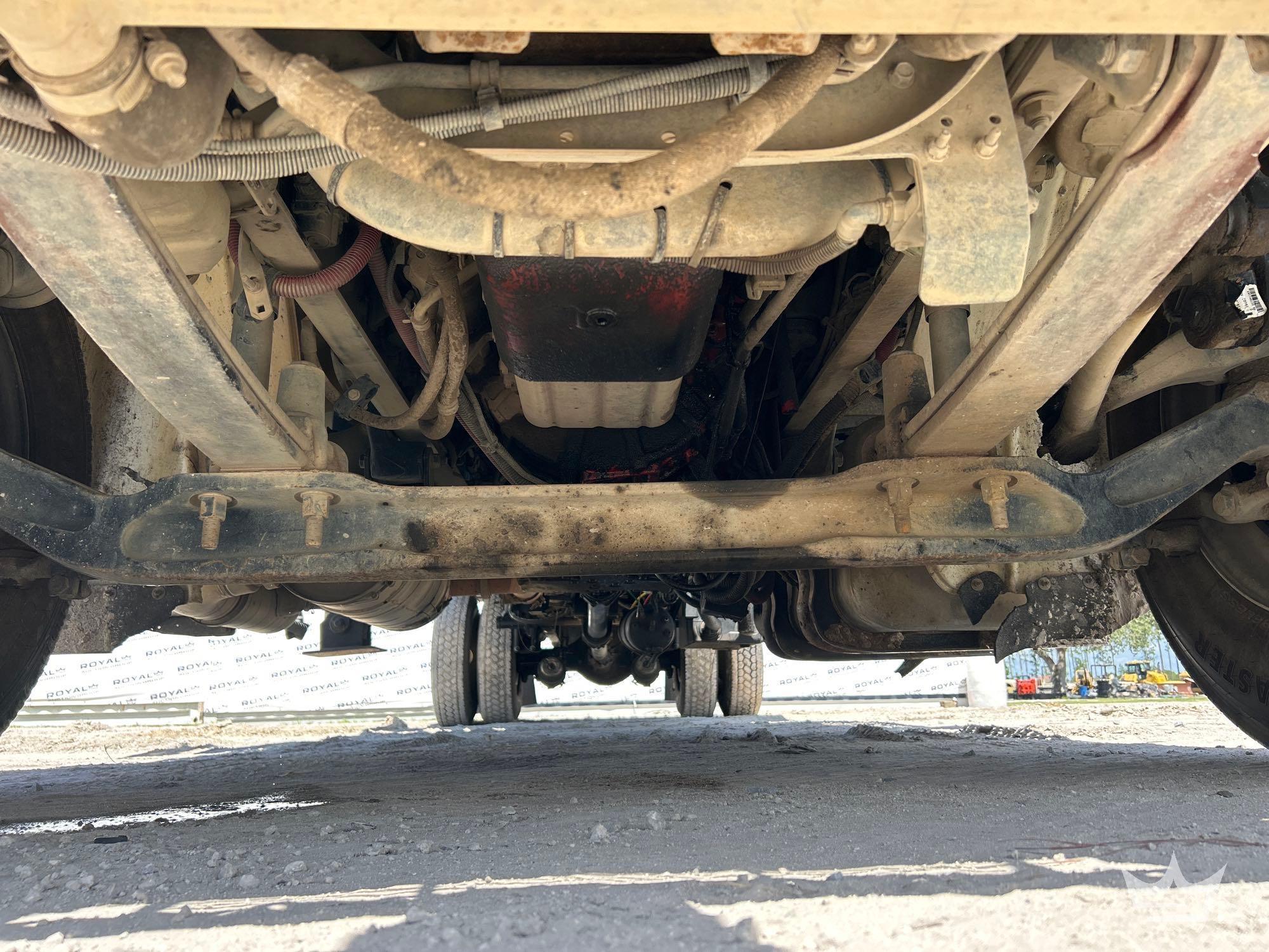 2017 Freightliner M2 106