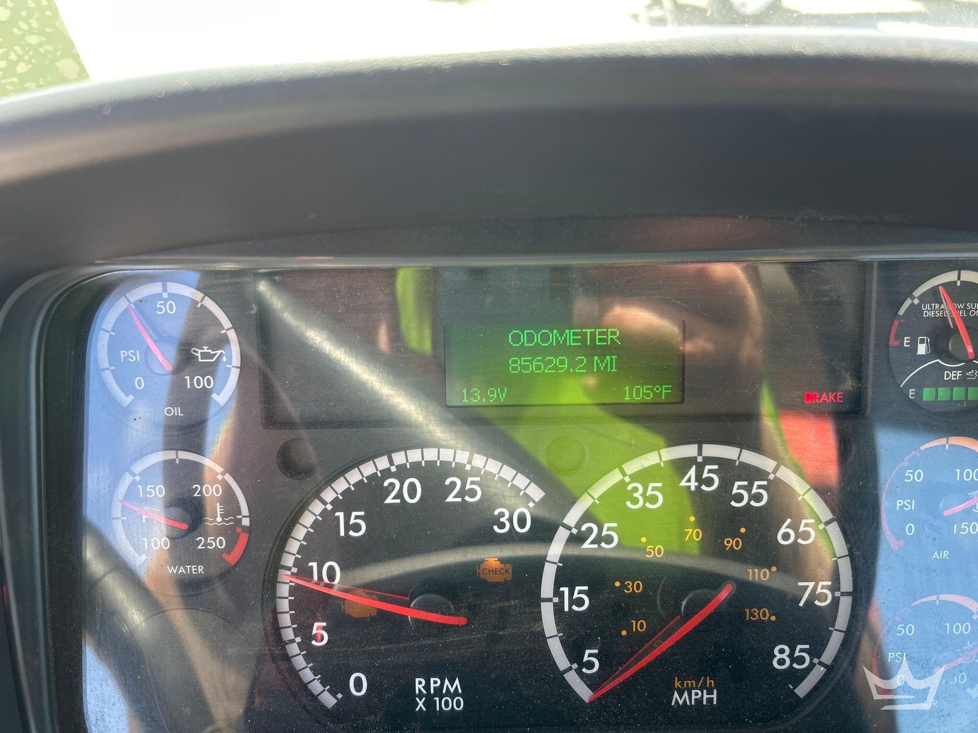 2017 Freightliner M2 106