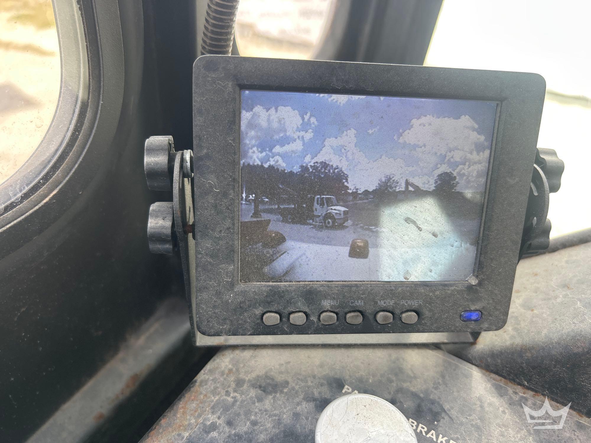 2016 Freightliner M2 106