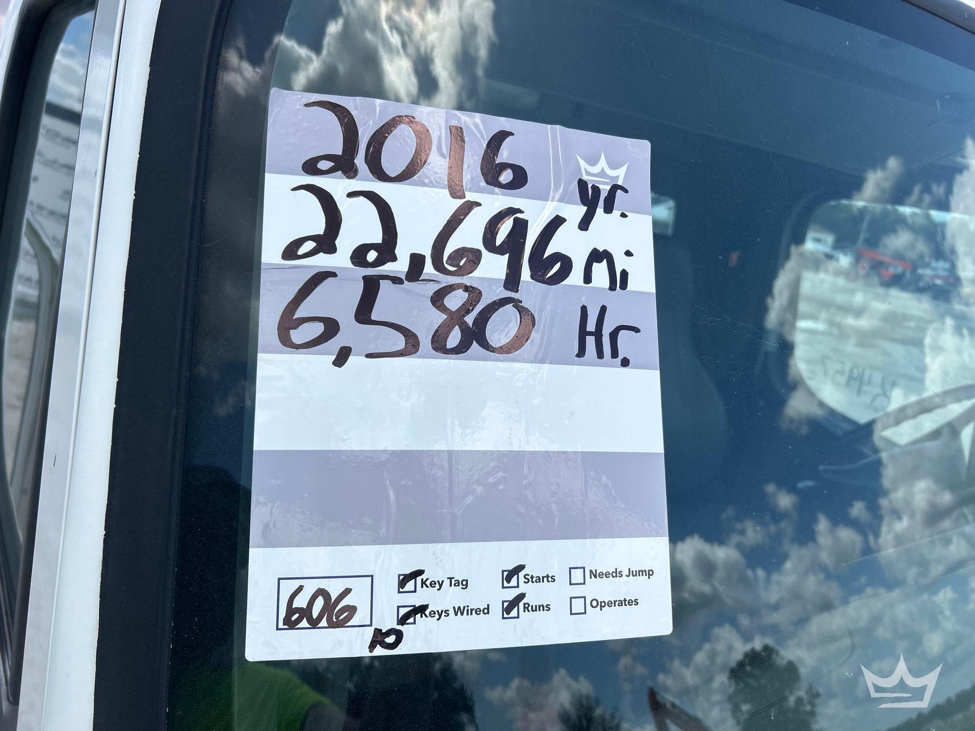 2016 Freightliner M2 106