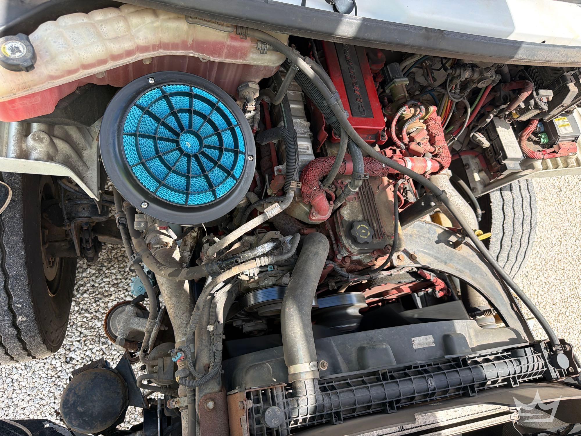 2011 Freightliner M2 106
