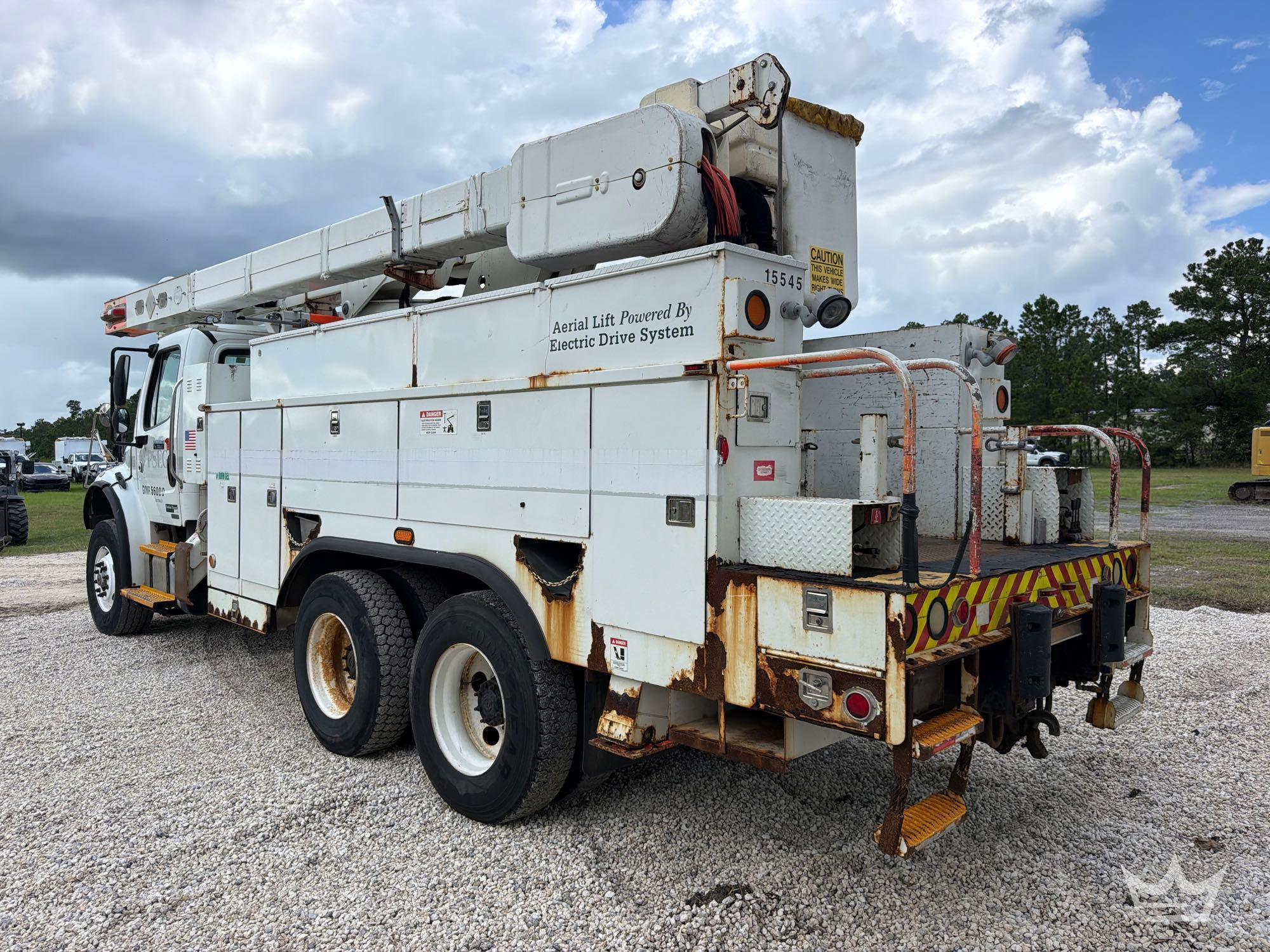2011 Freightliner M2 106