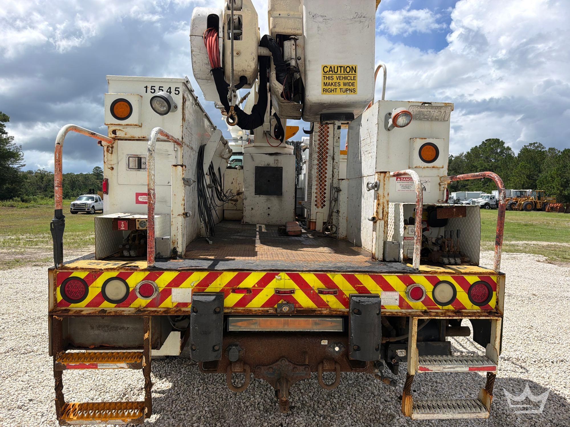 2011 Freightliner M2 106