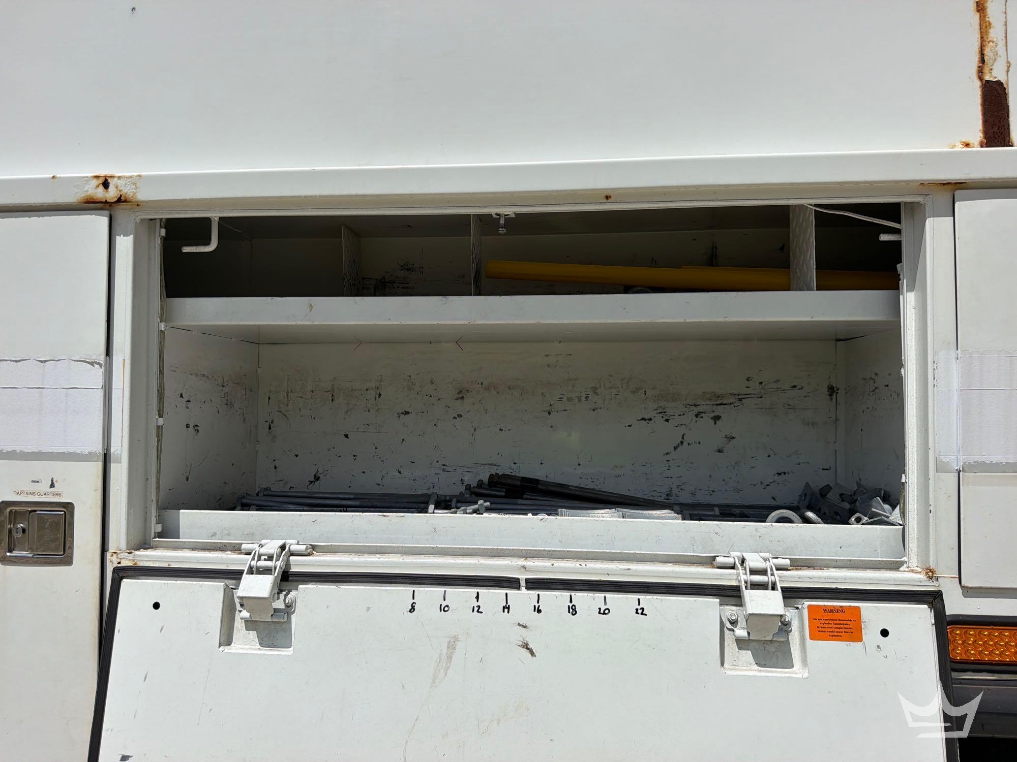 2011 Freightliner M2 106