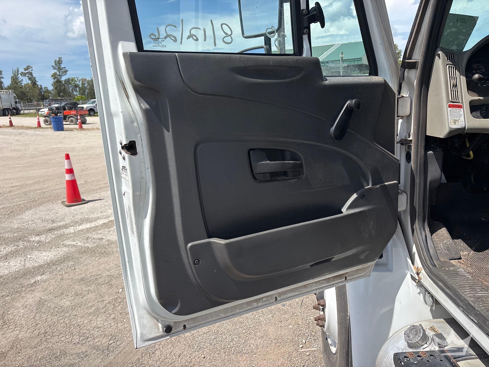 2012 International 4300