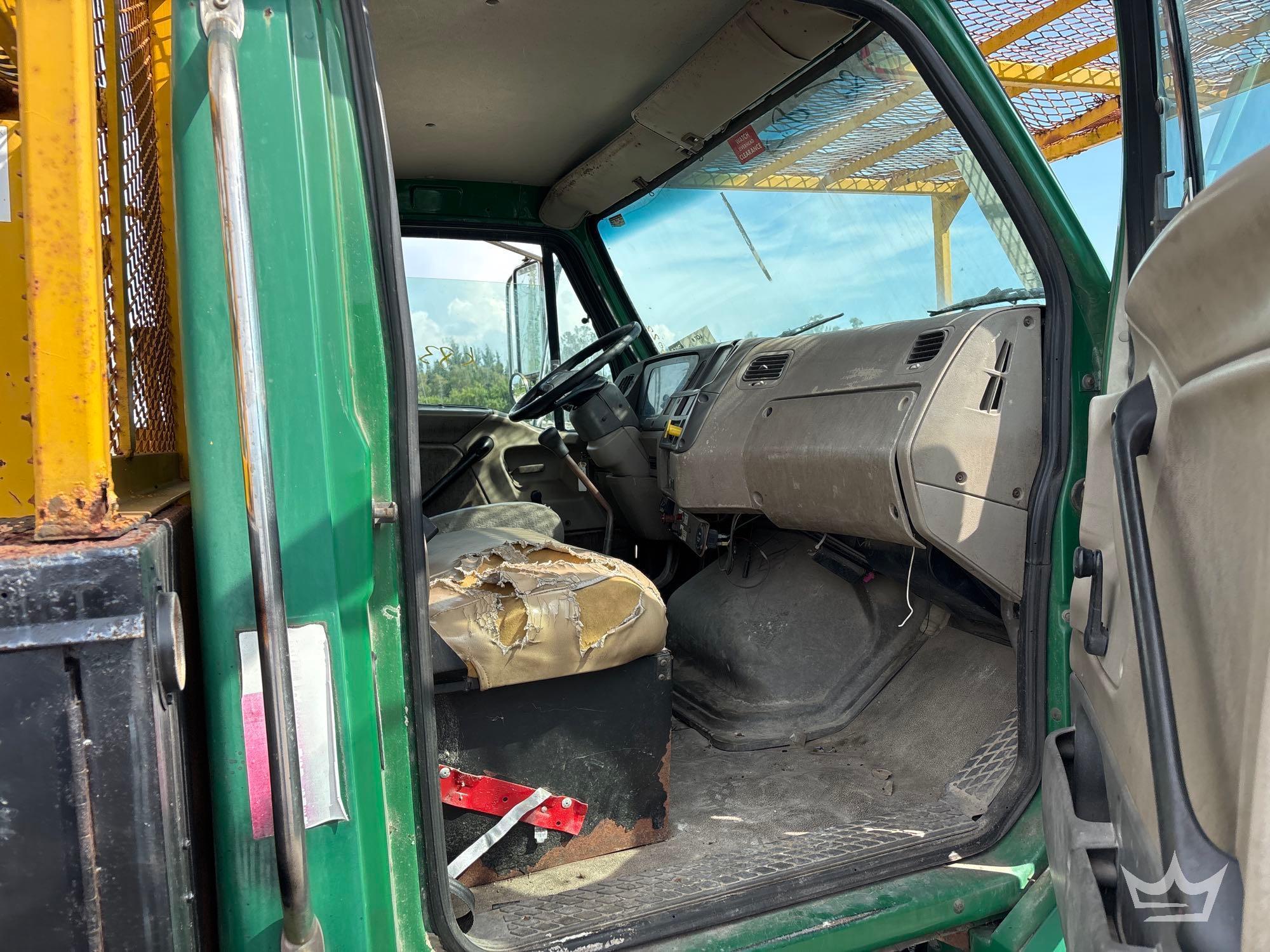 2002 Sterling M7500 ACTERRA
