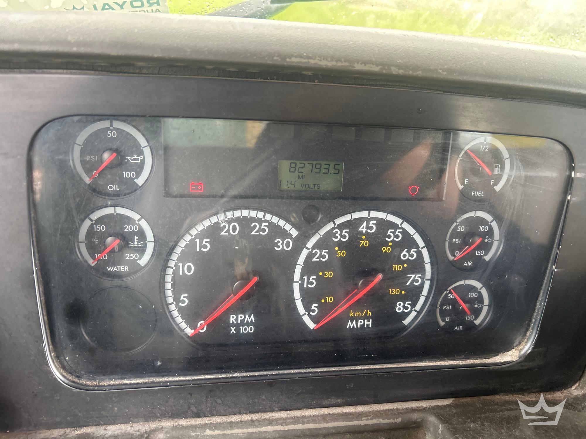 2002 Sterling M7500 ACTERRA