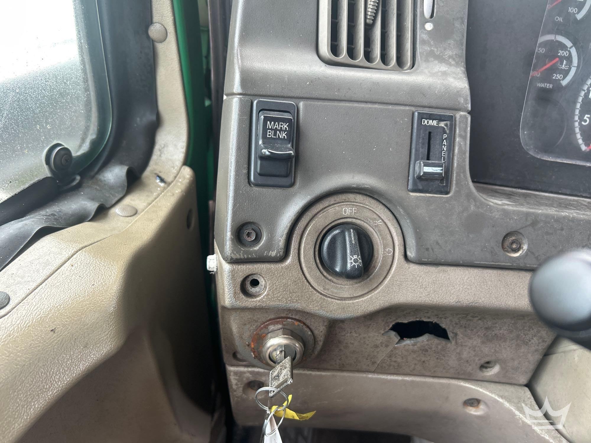 2002 Sterling M7500 ACTERRA