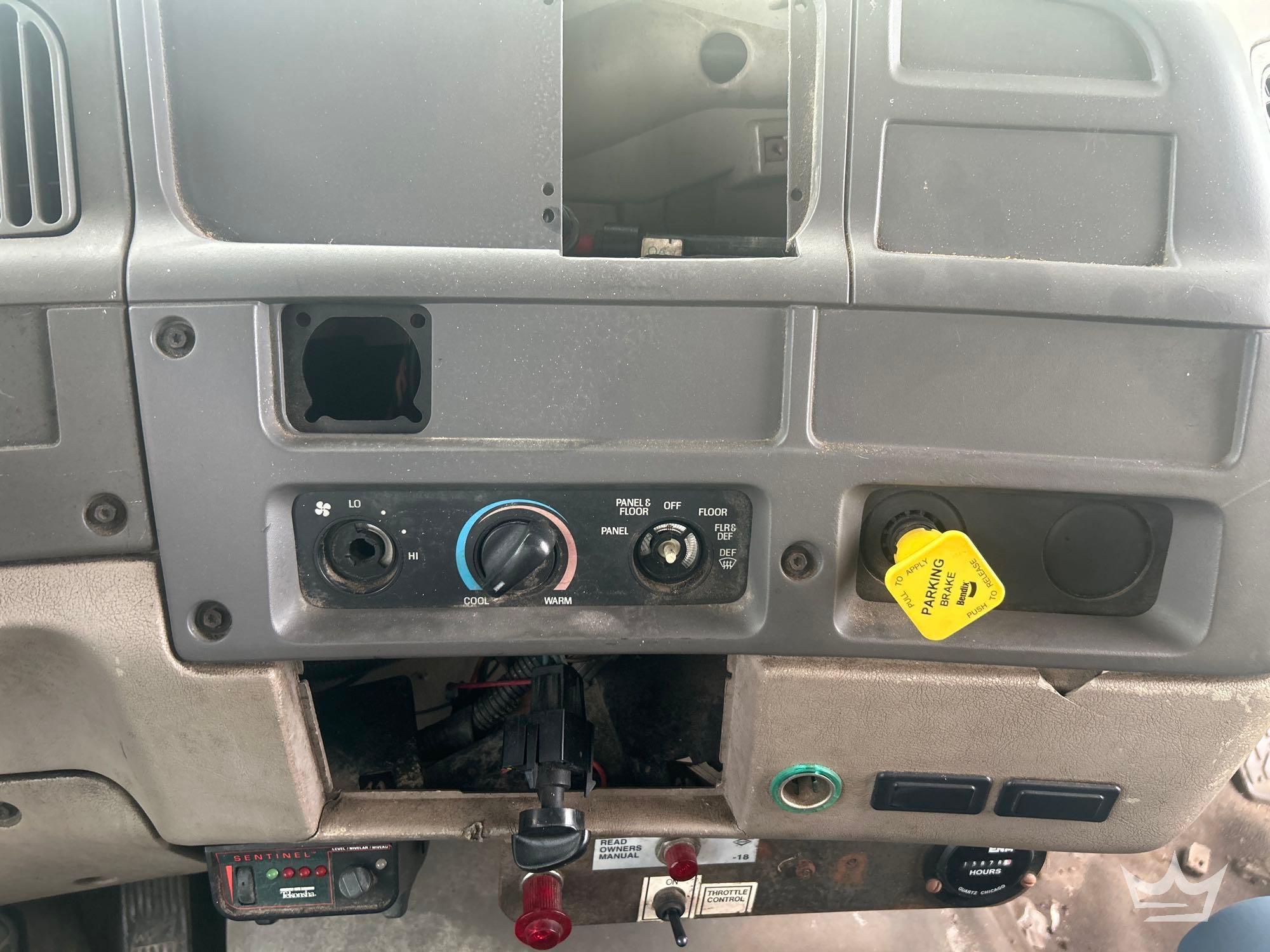 2002 Sterling M7500 ACTERRA