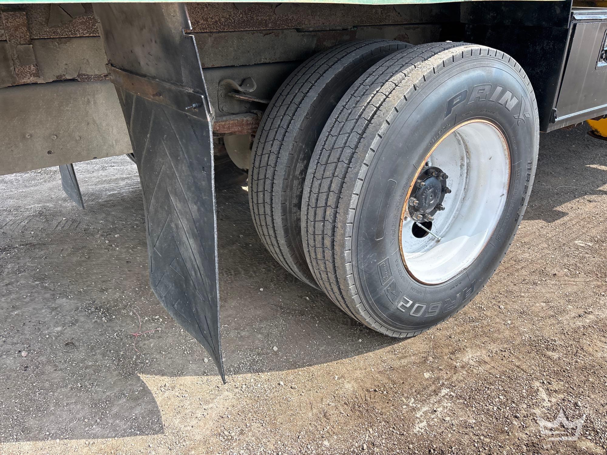 2002 Sterling M7500 ACTERRA