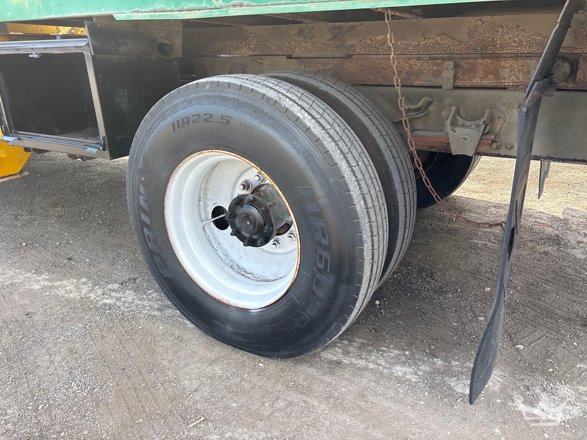 2002 Sterling M7500 ACTERRA