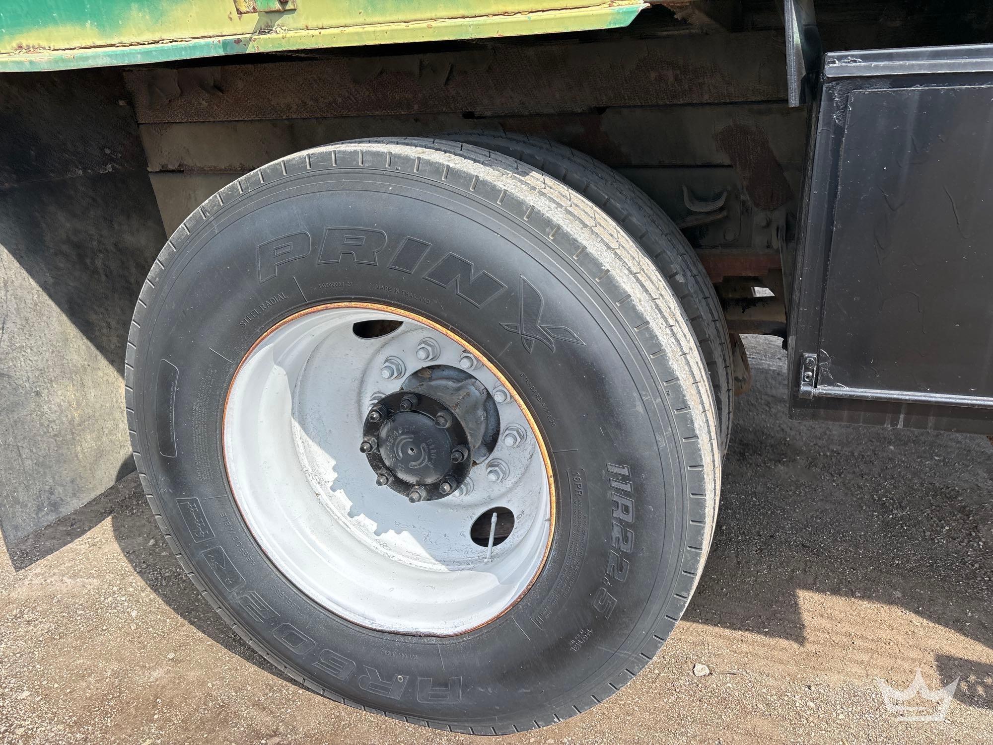 2002 Sterling M7500 ACTERRA