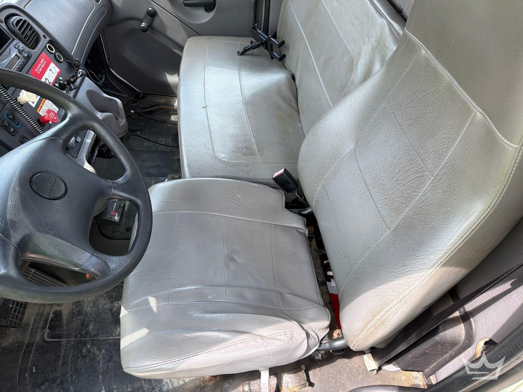 2014 Freightliner M2 106