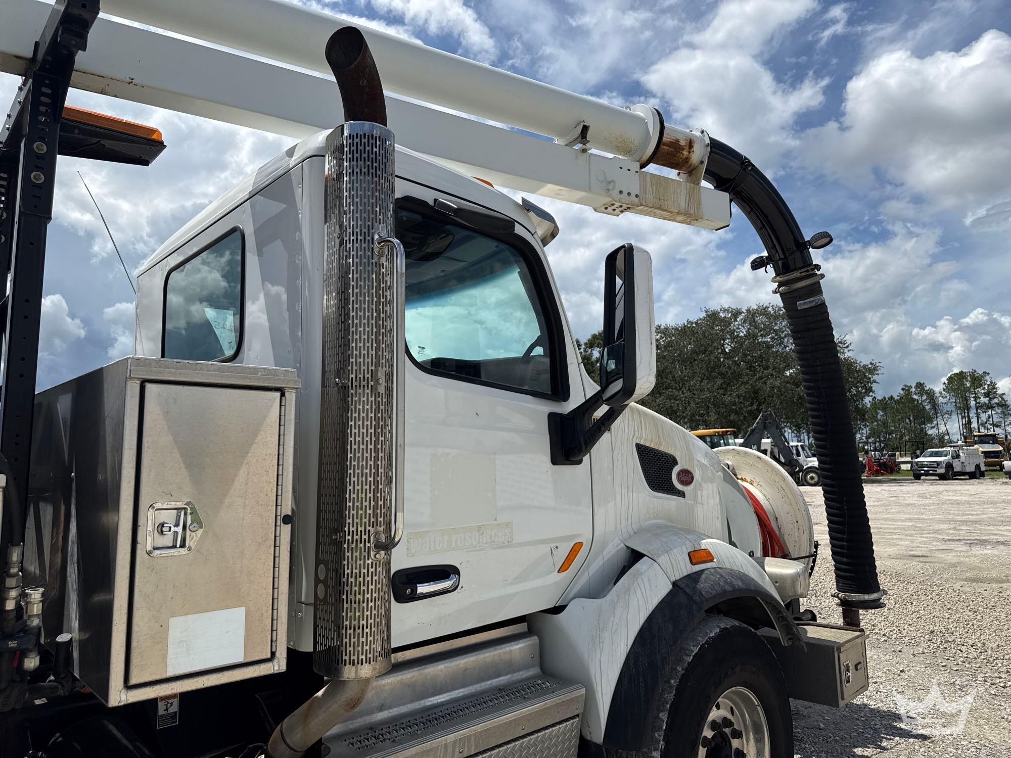 2020 Peterbilt 567