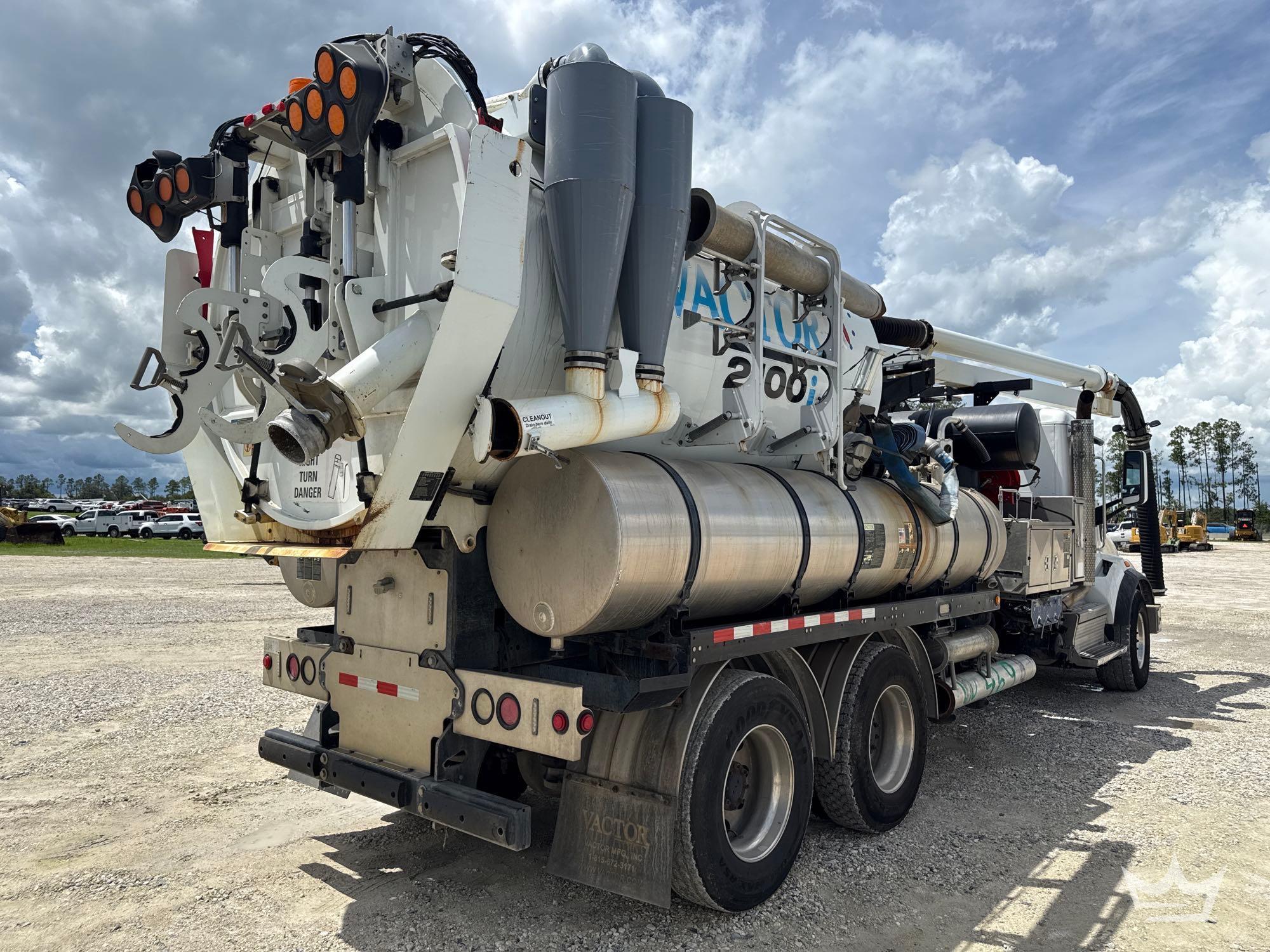 2020 Peterbilt 567