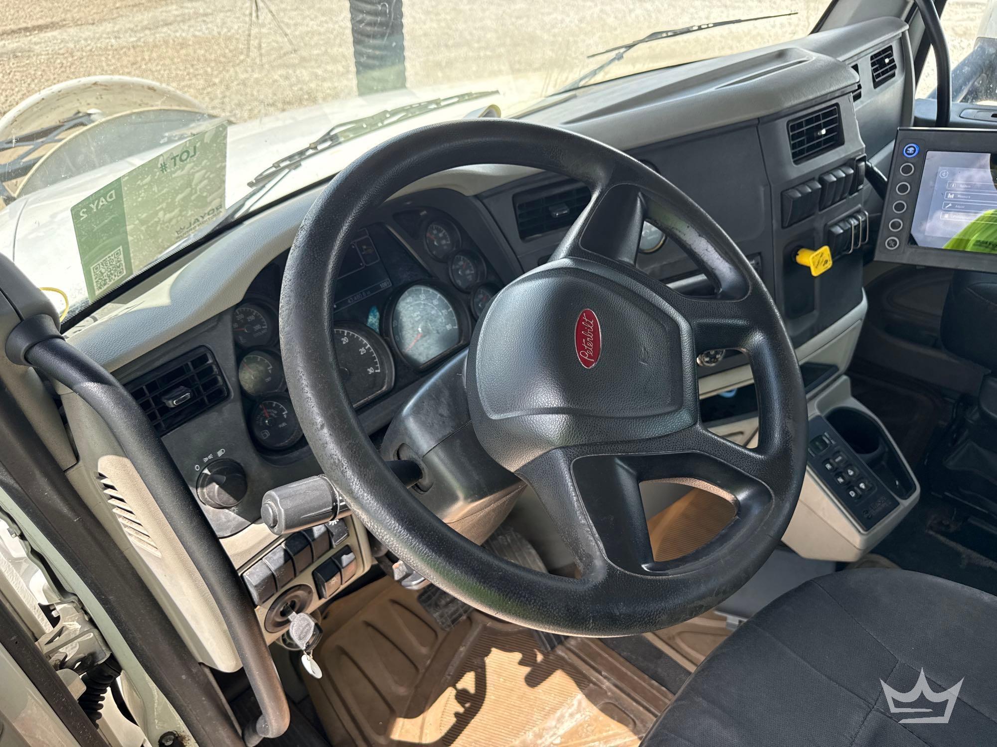 2020 Peterbilt 567