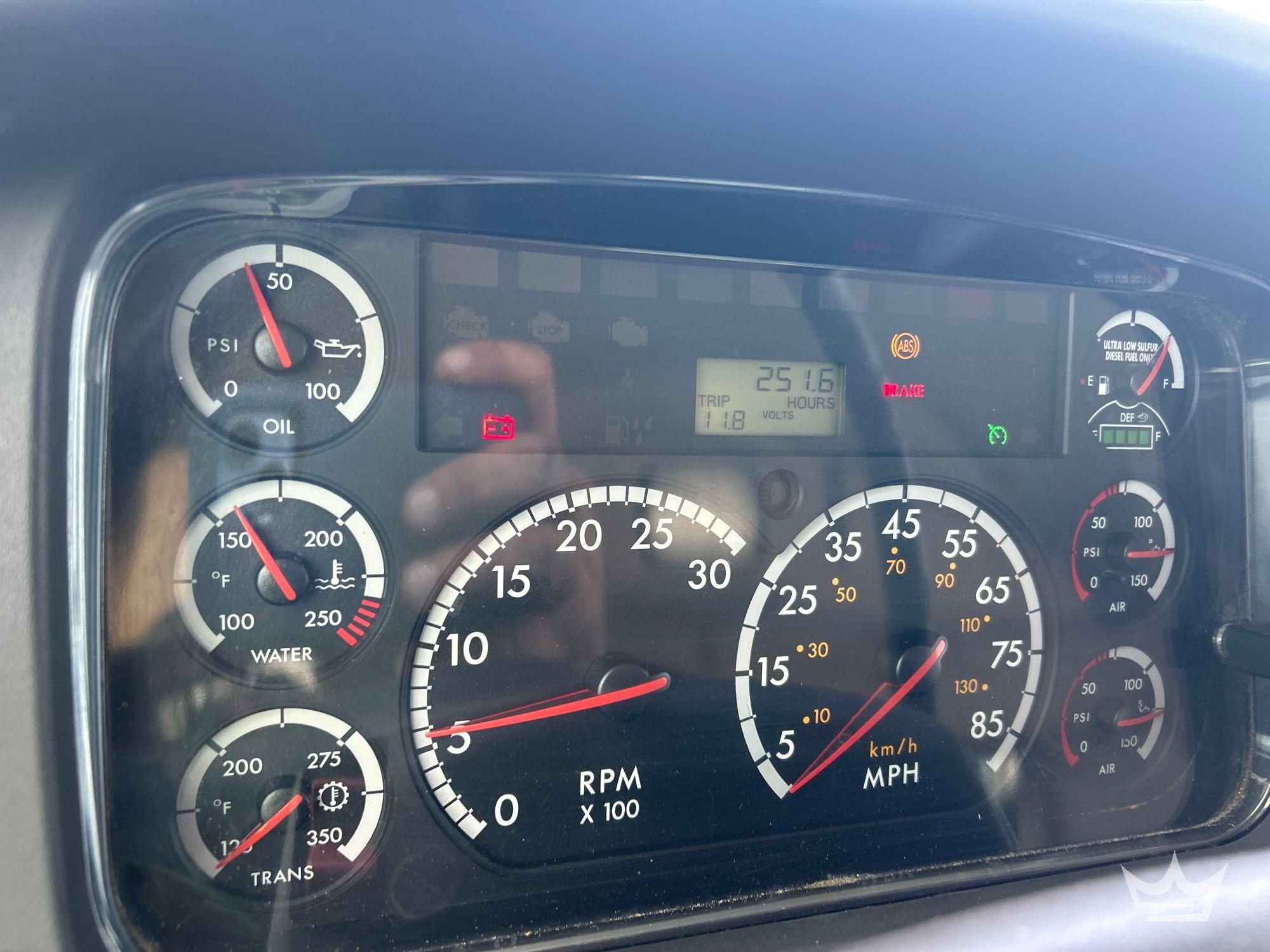 2015 Freightliner 114SD