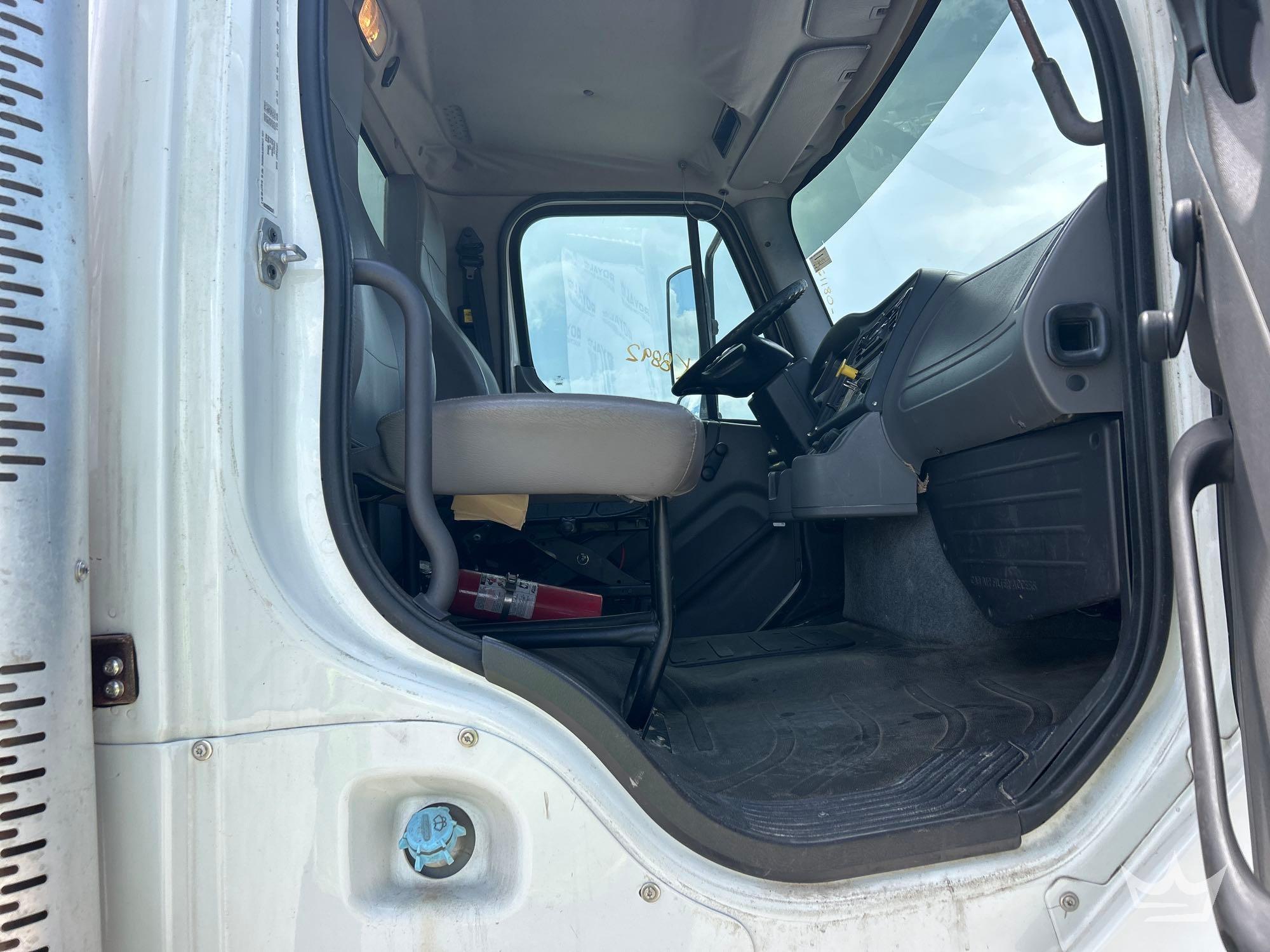 2015 Freightliner 114SD