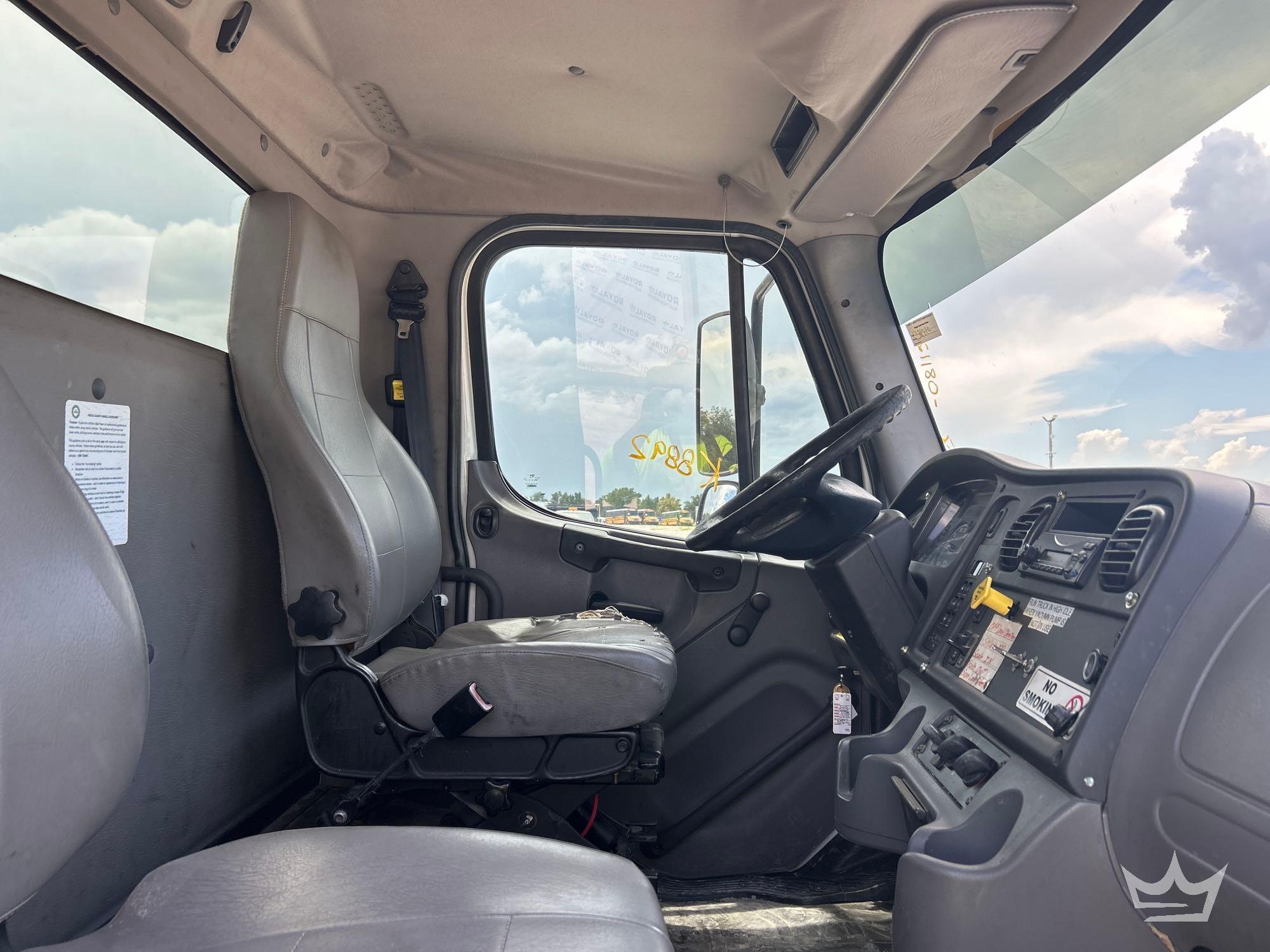 2015 Freightliner 114SD