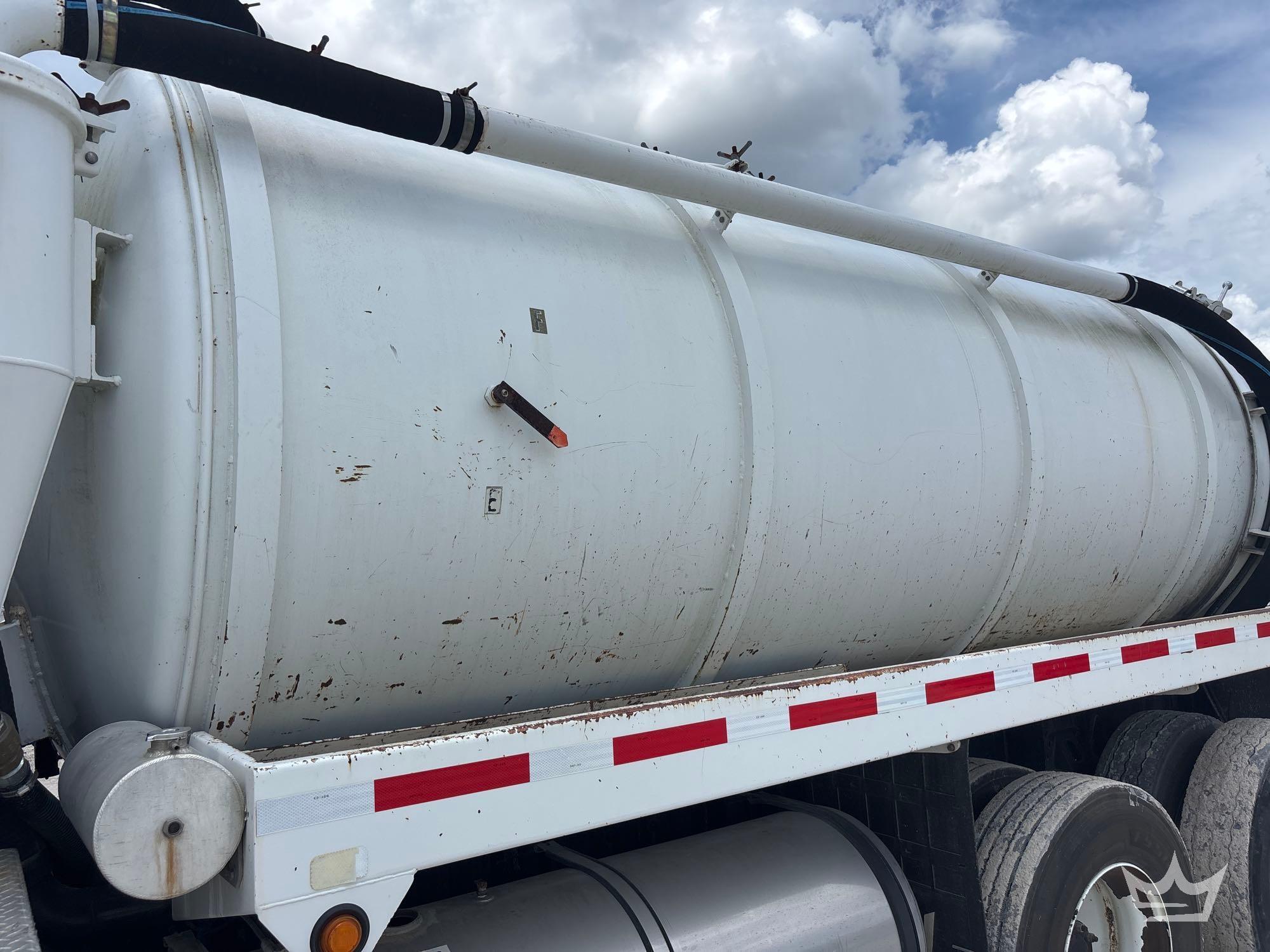 2015 Freightliner 114SD