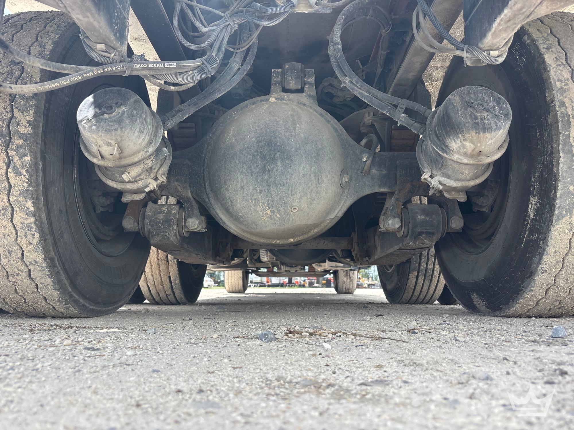 2015 Freightliner 114SD