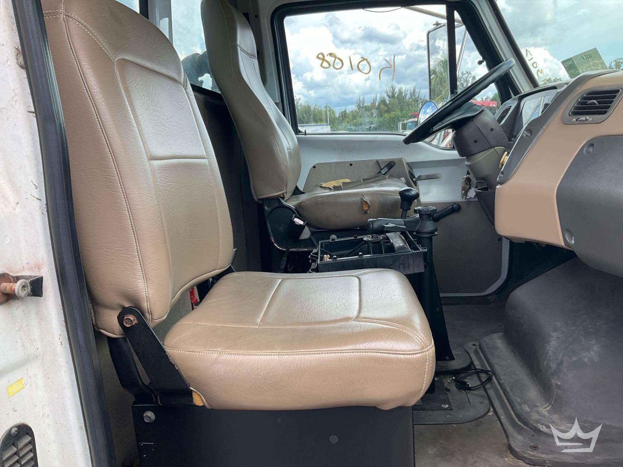 2005 Sterling L7500