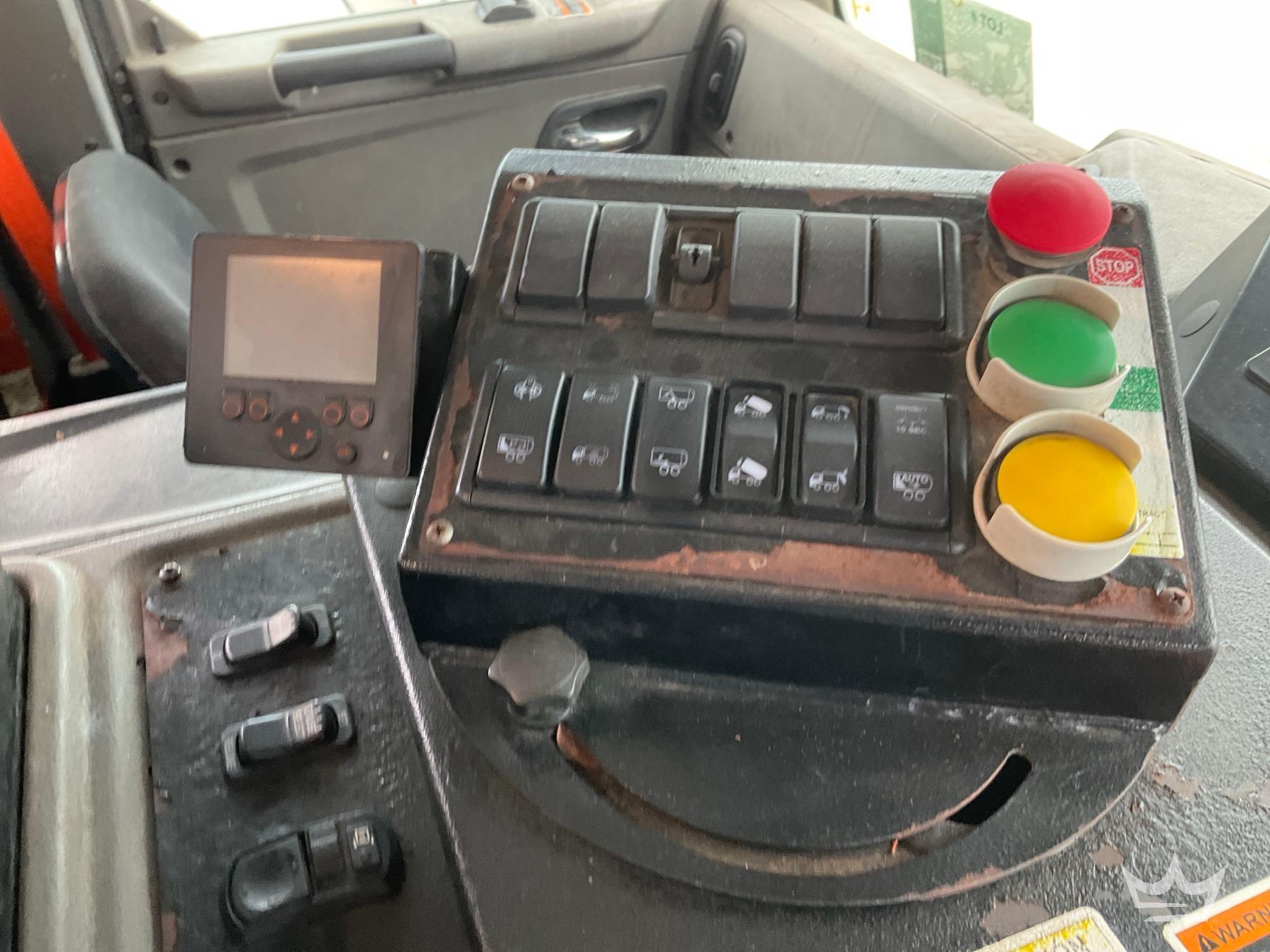 2019 Peterbilt 520