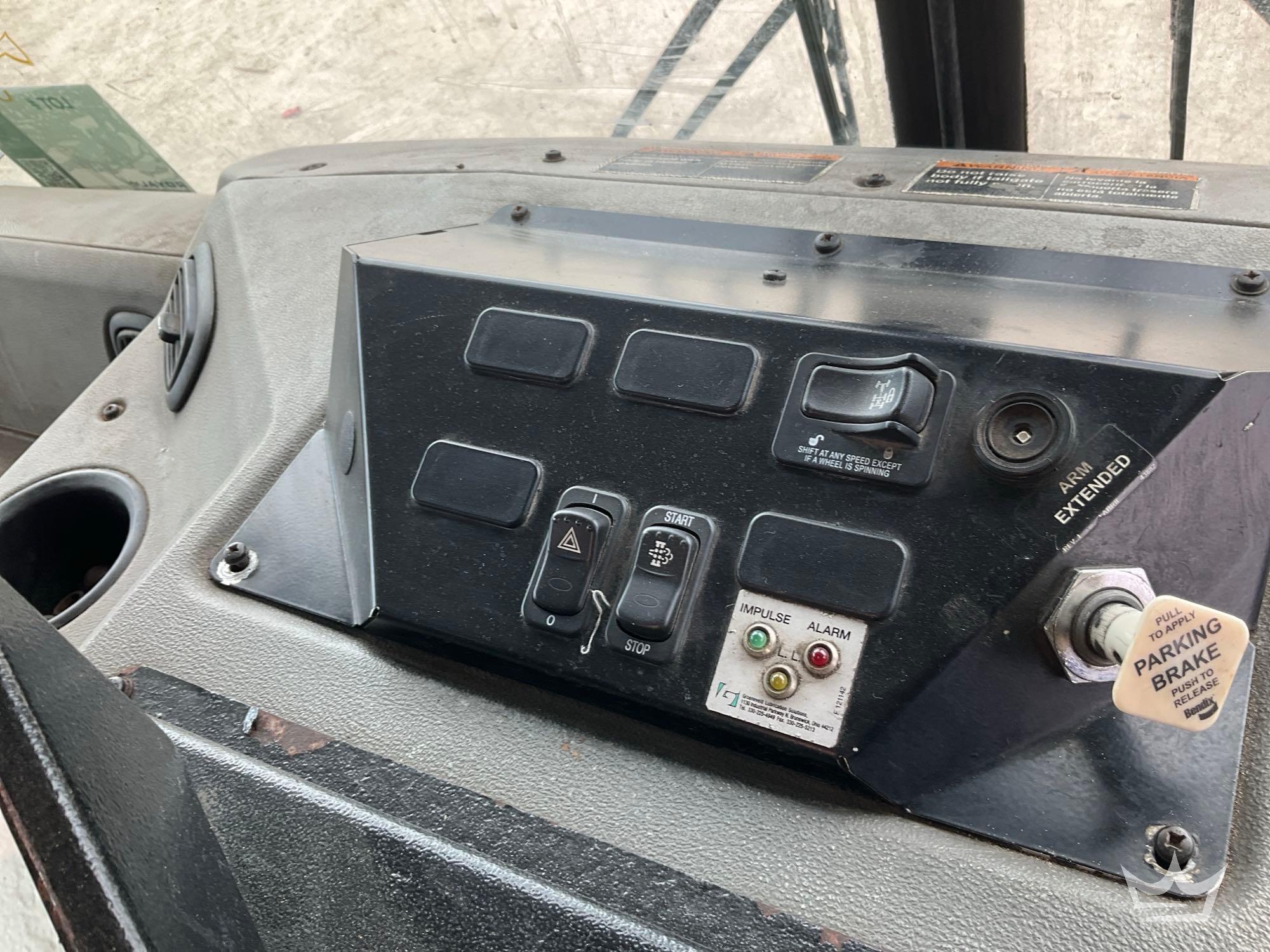 2019 Peterbilt 520