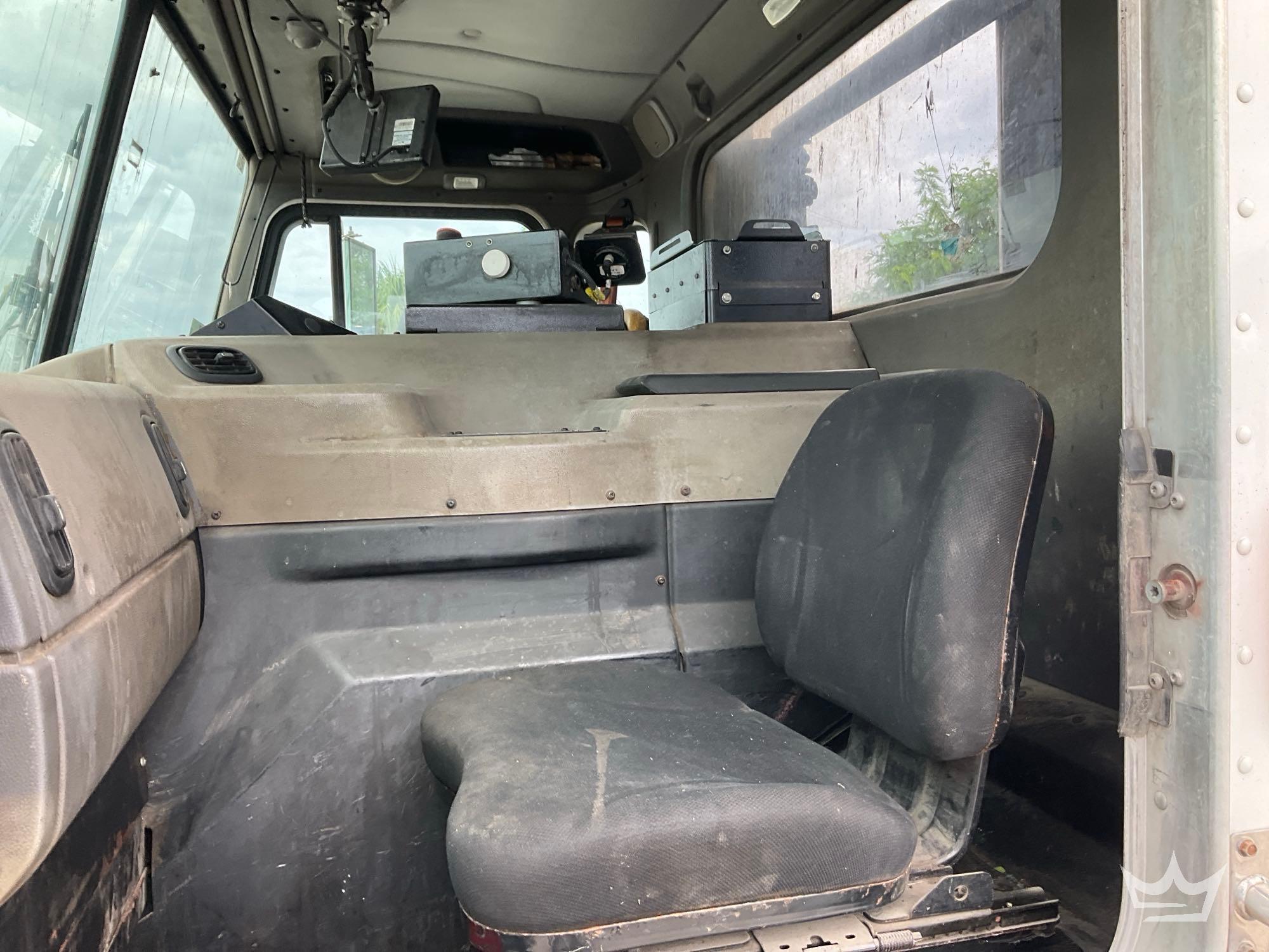 2019 Peterbilt 520