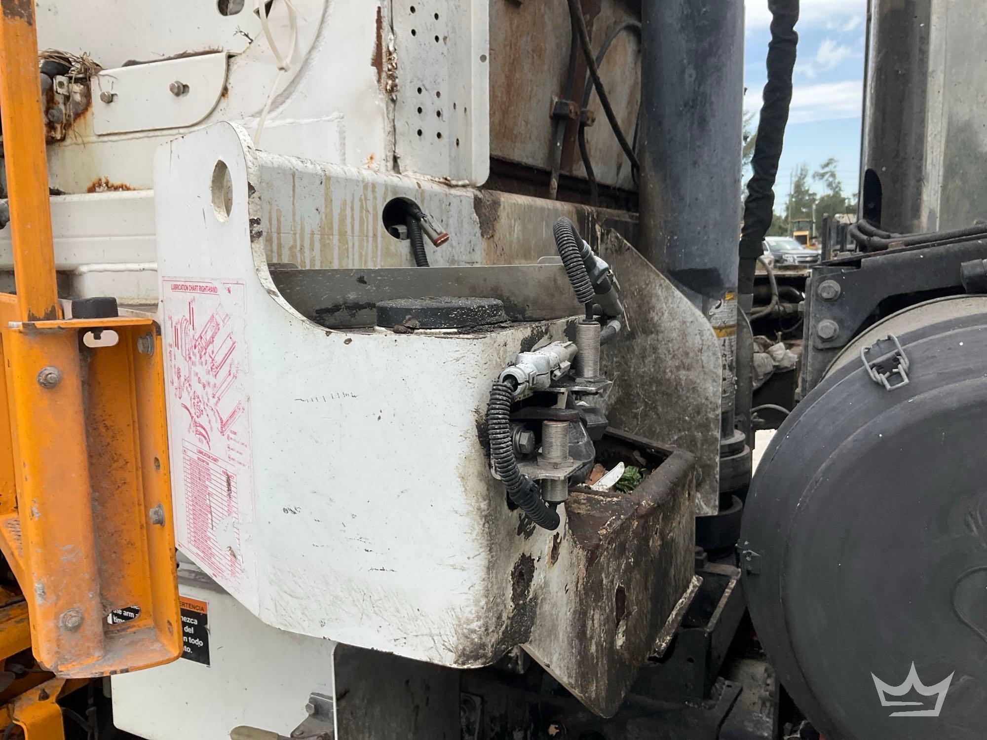 2019 Peterbilt 520