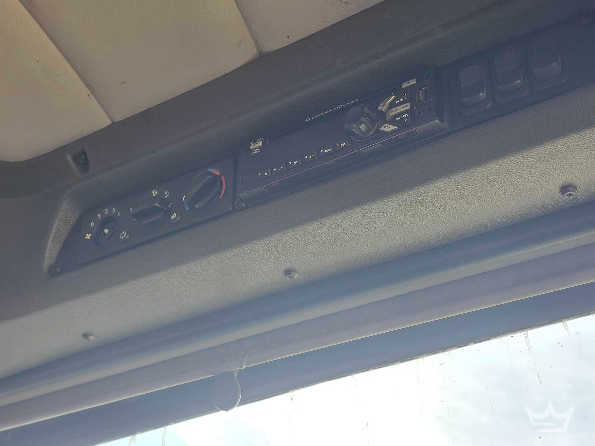 2019 Peterbilt 520