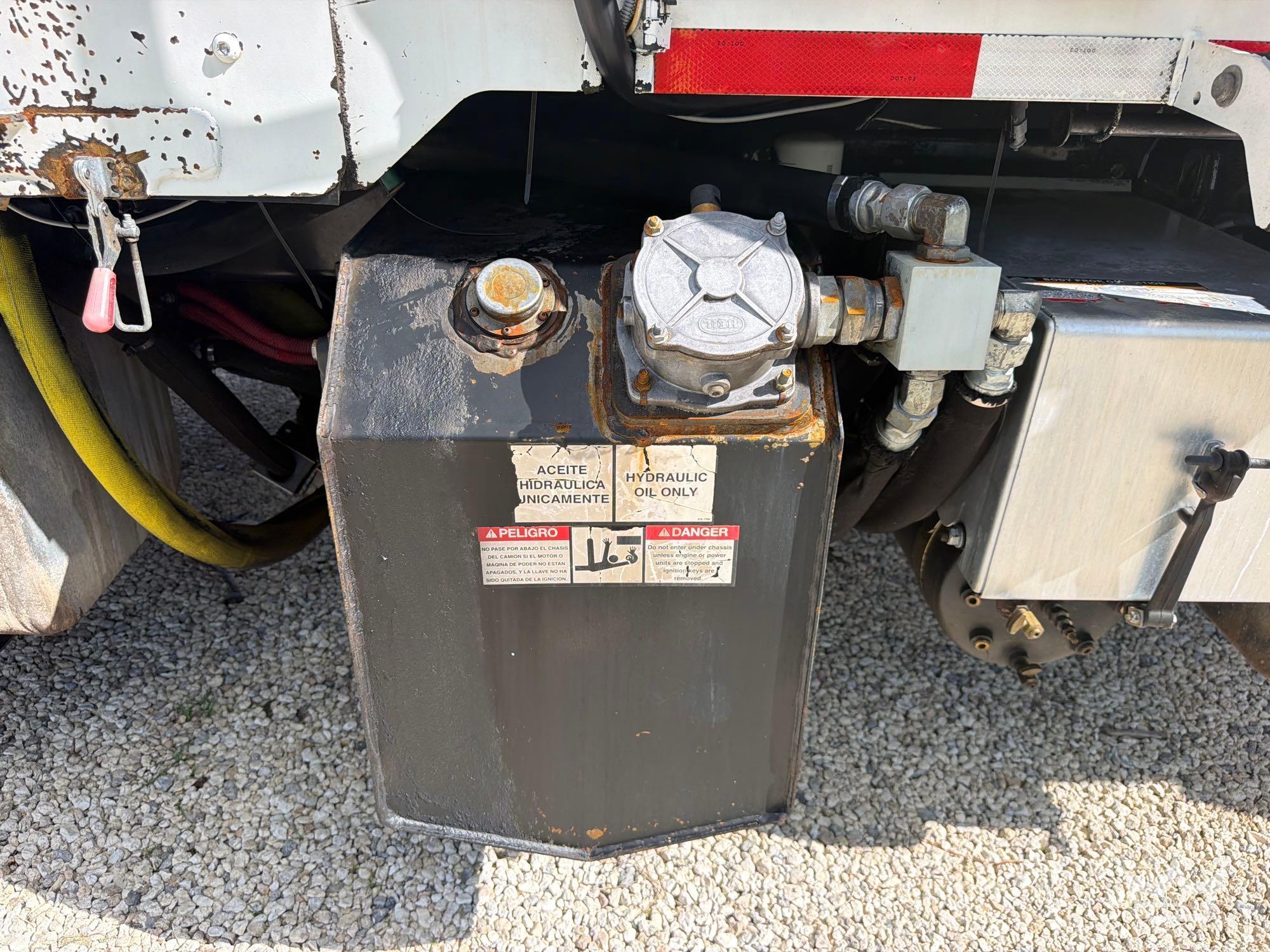 2017 Freightliner M2 106