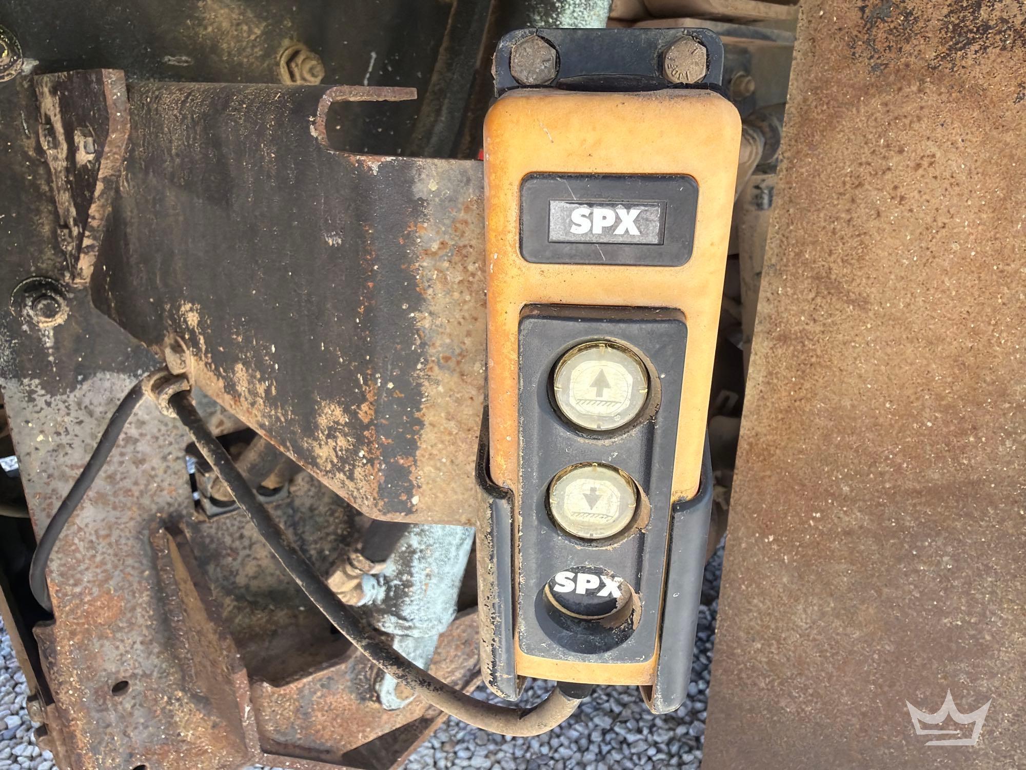 2017 Freightliner M2 106
