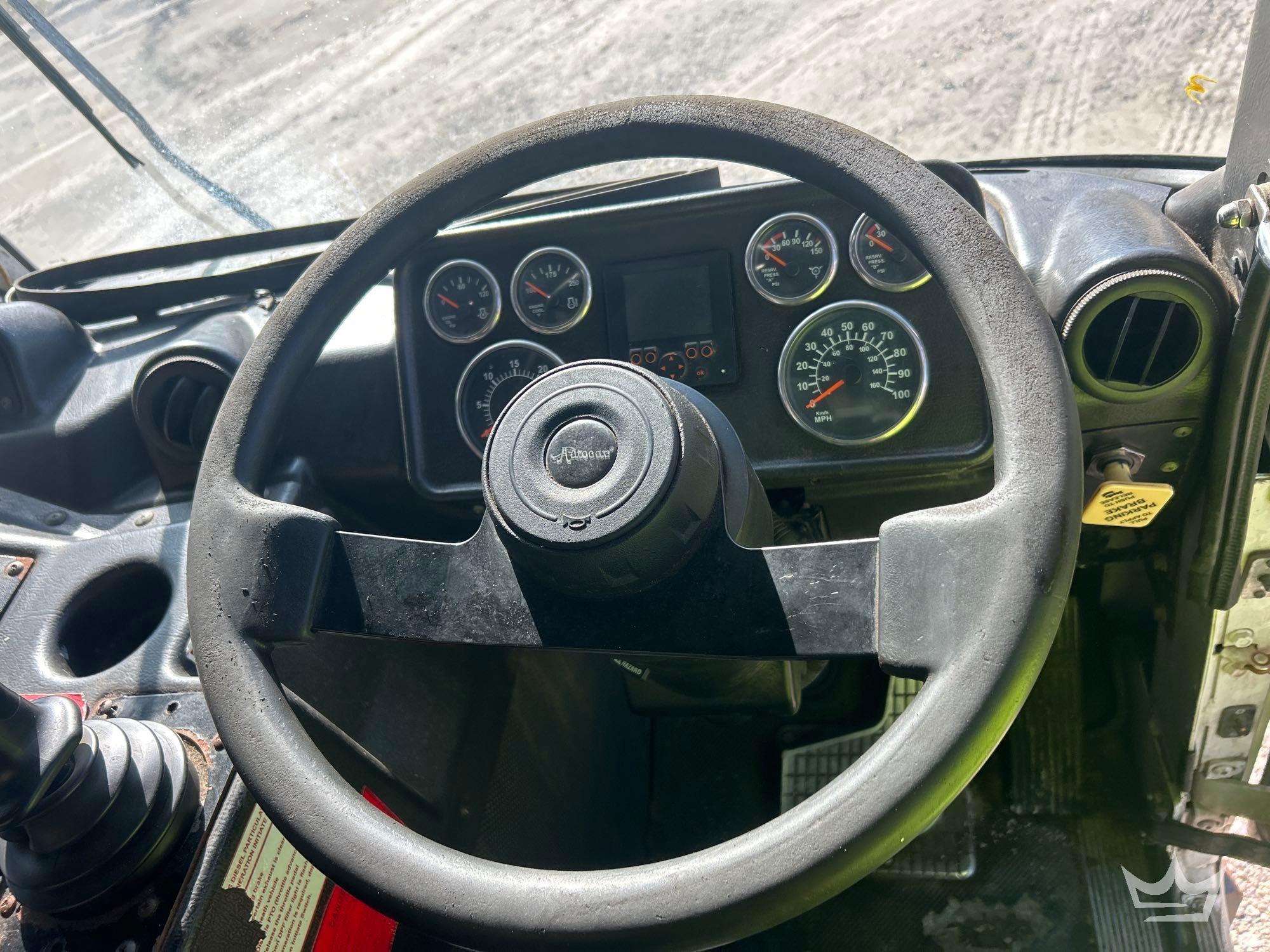 2016 Autocar EXPEDITOR
