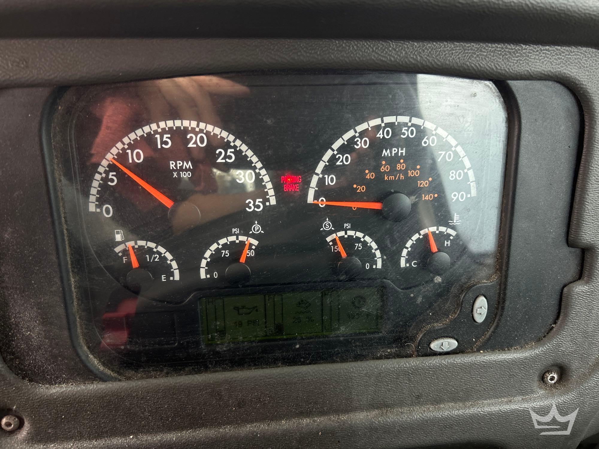 2019 Freightliner M2 106 SPORTCH