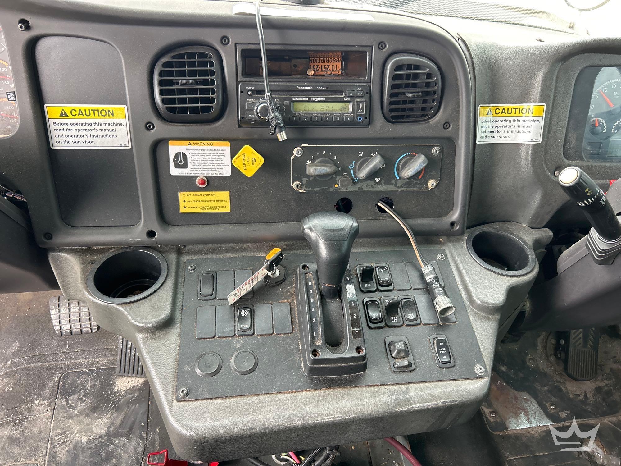 2019 Freightliner M2 106 SPORTCH