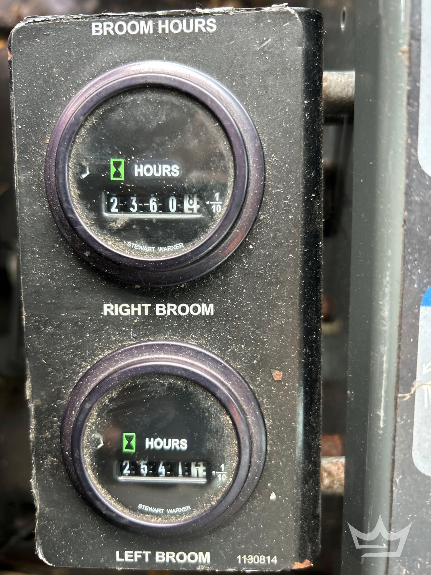 2019 Freightliner M2 106 SPORTCH
