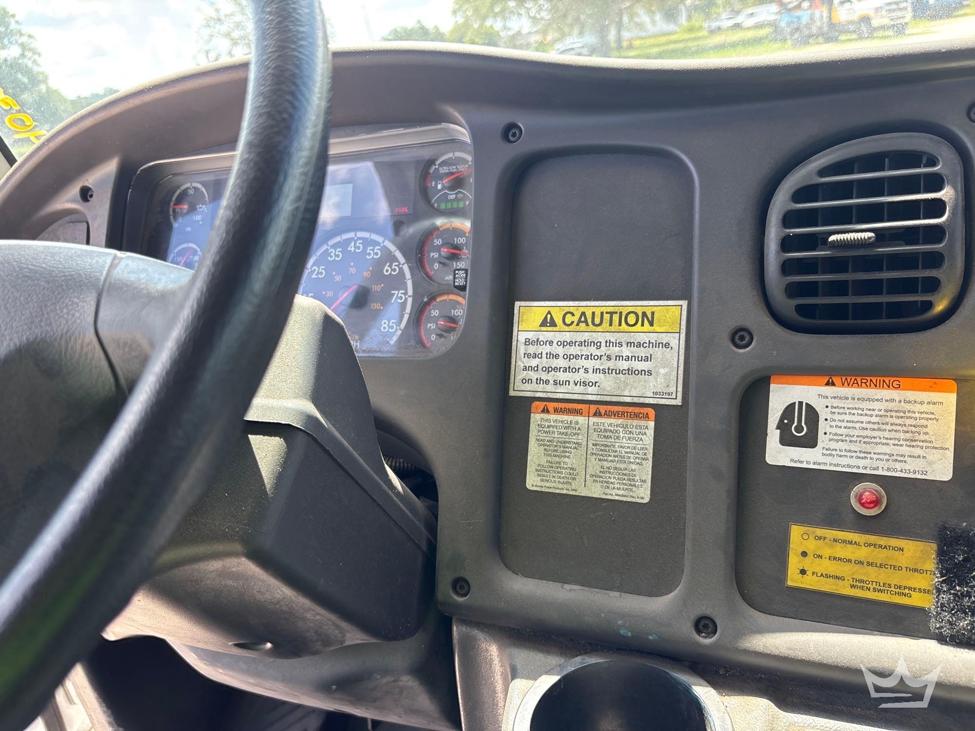 2017 Freightliner M2 106