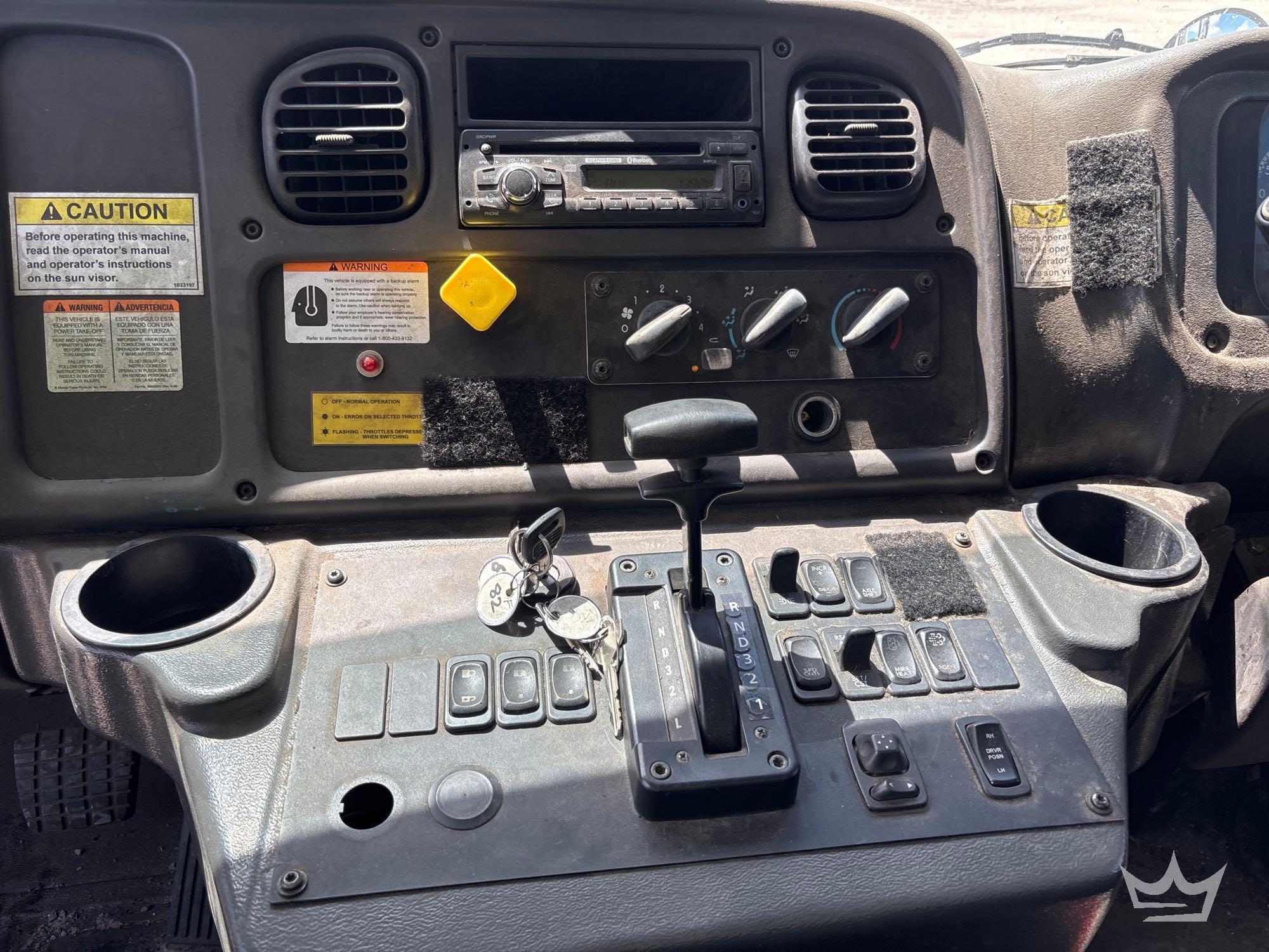 2017 Freightliner M2 106