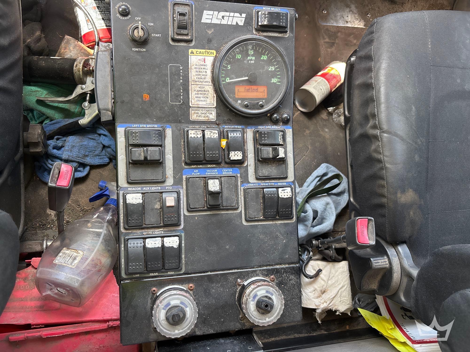 2017 Freightliner M2 106