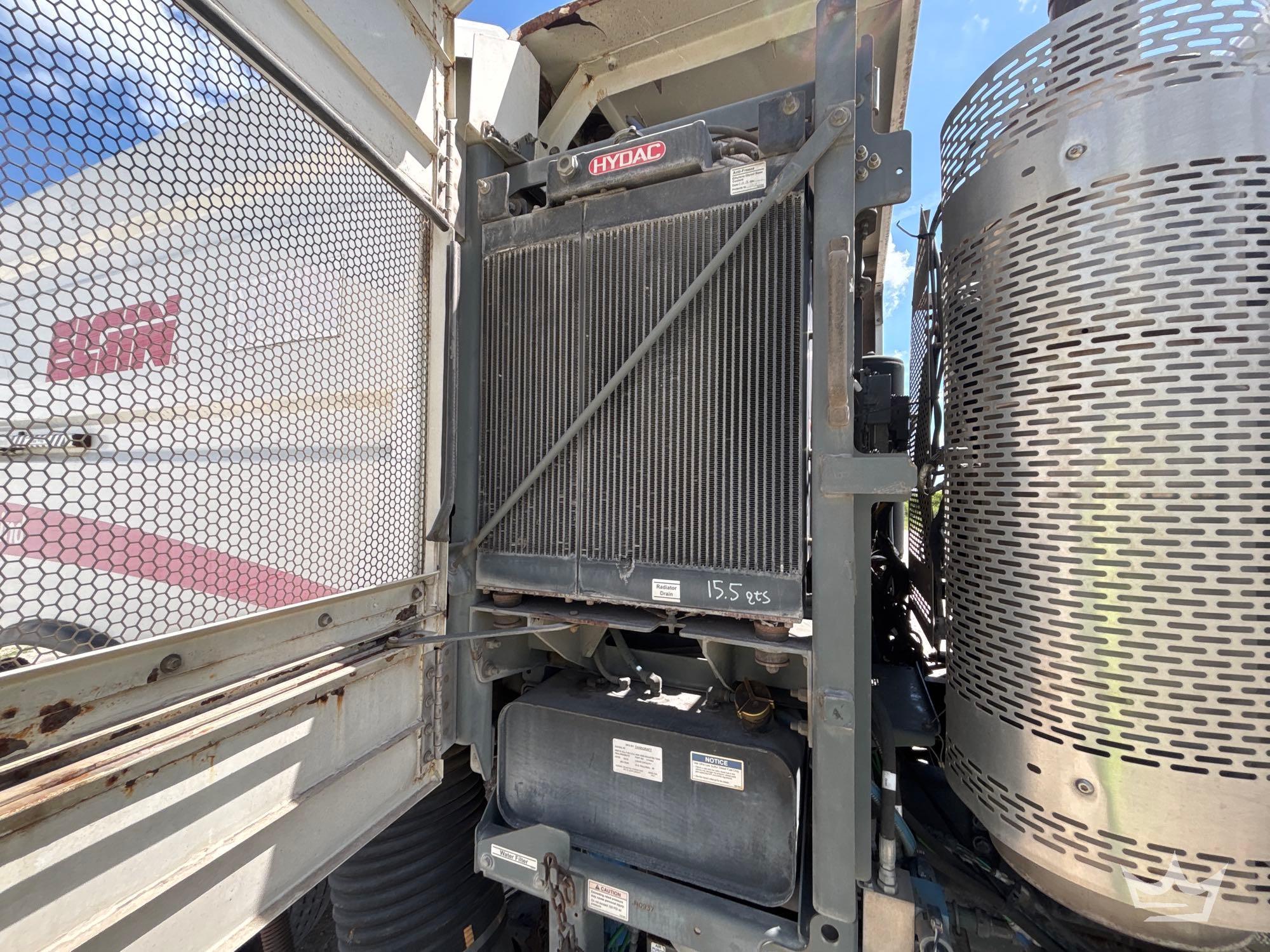 2017 Freightliner M2 106