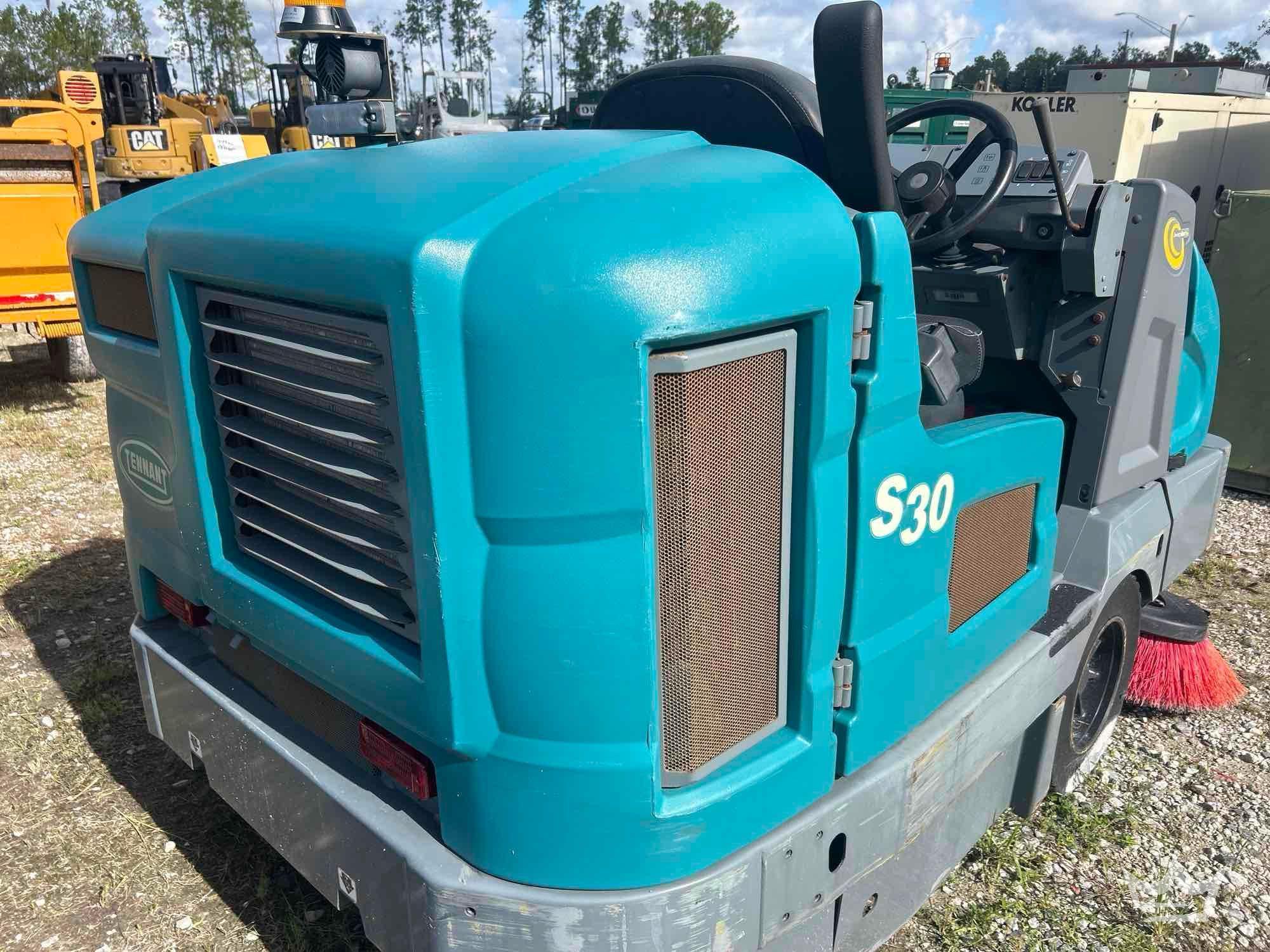 2014 Tennant  S30