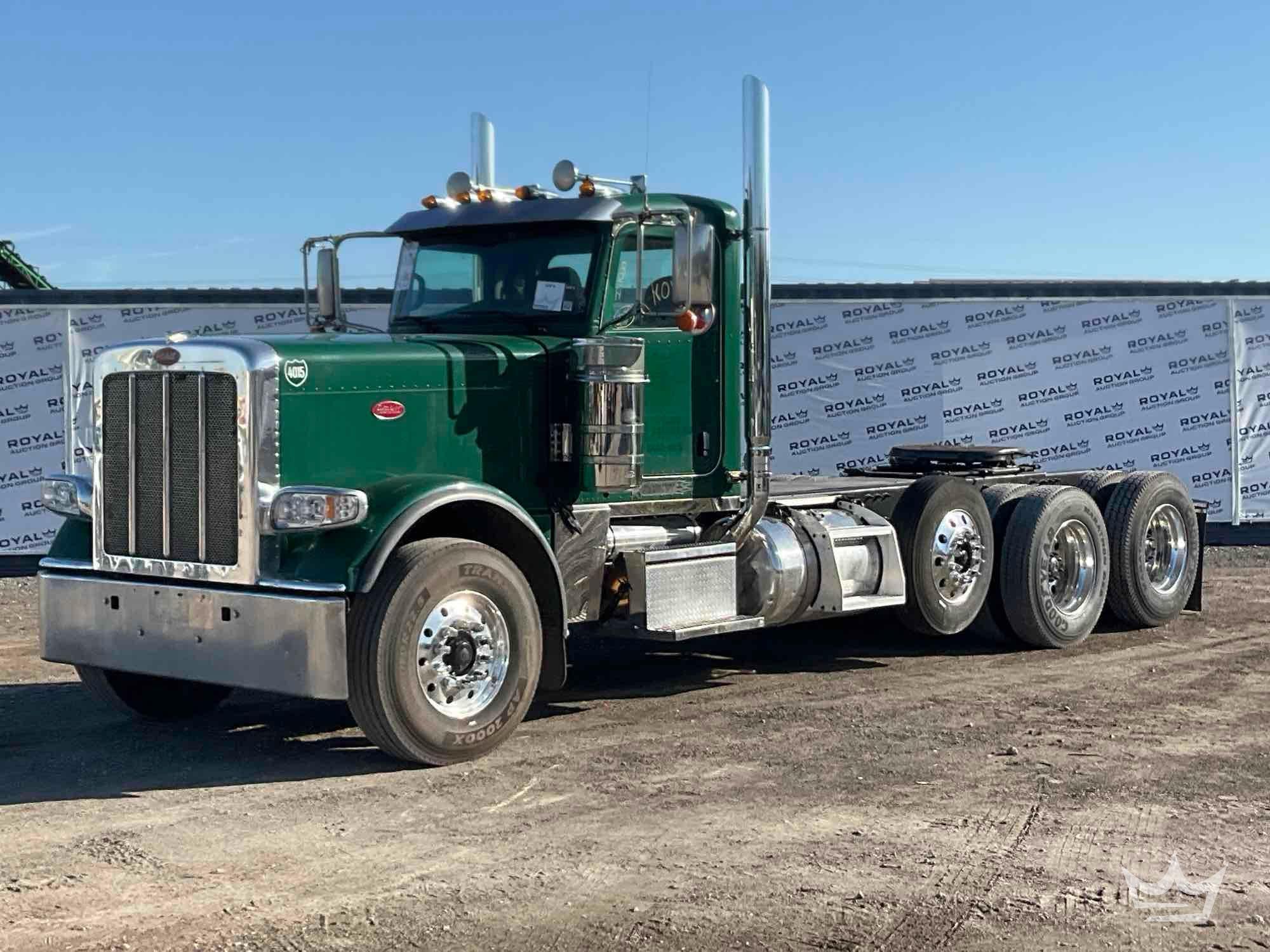 2017 Peterbilt 389